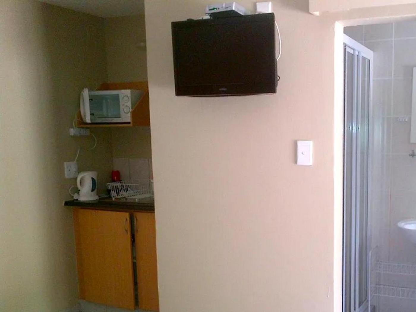 Double Room - Photo 21