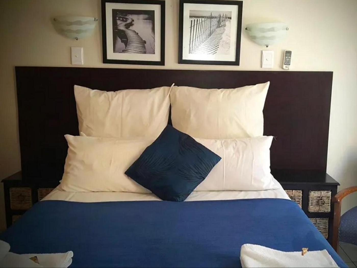 Double Room - Photo 10