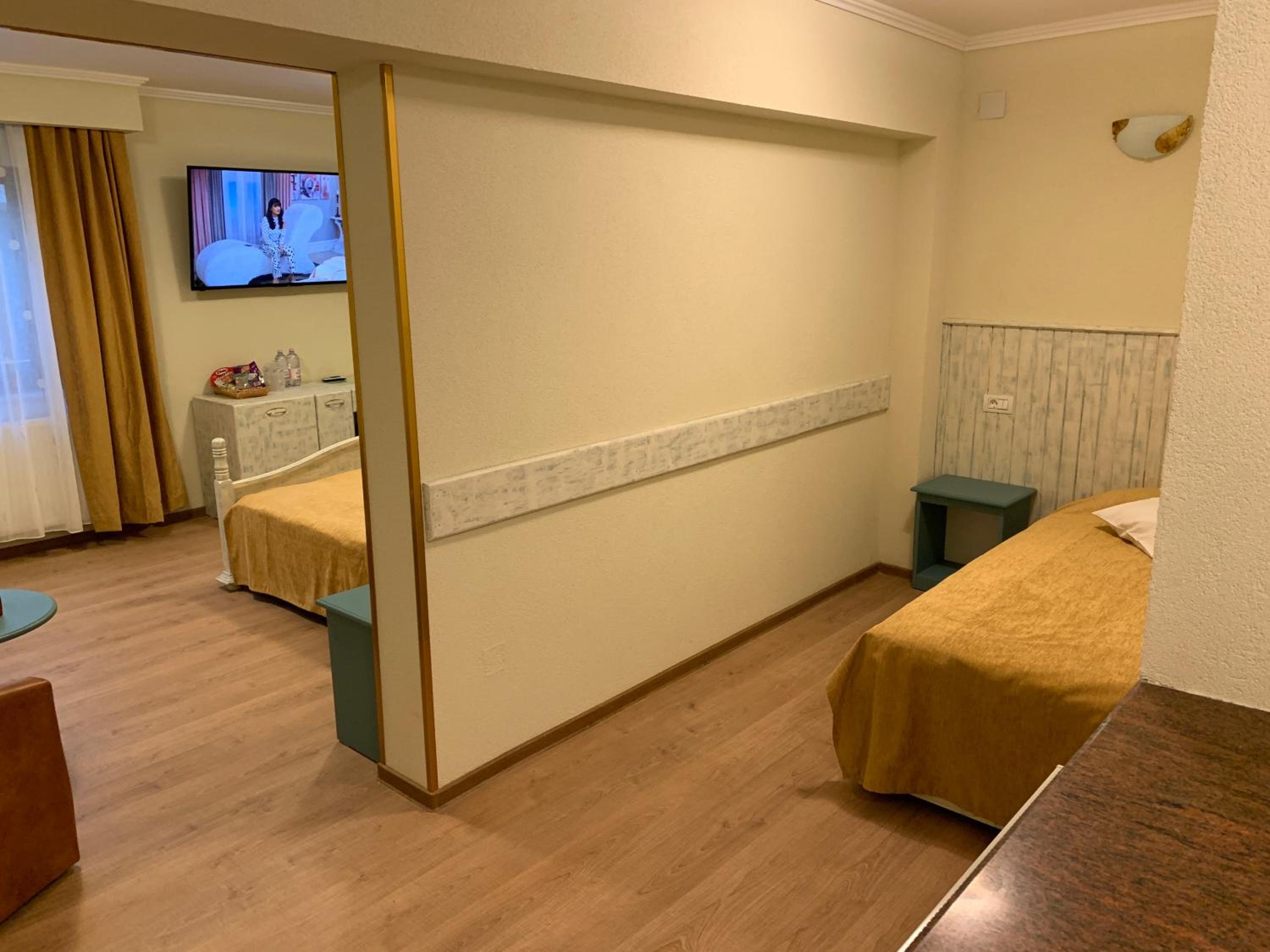 Family Suite - Photo 2