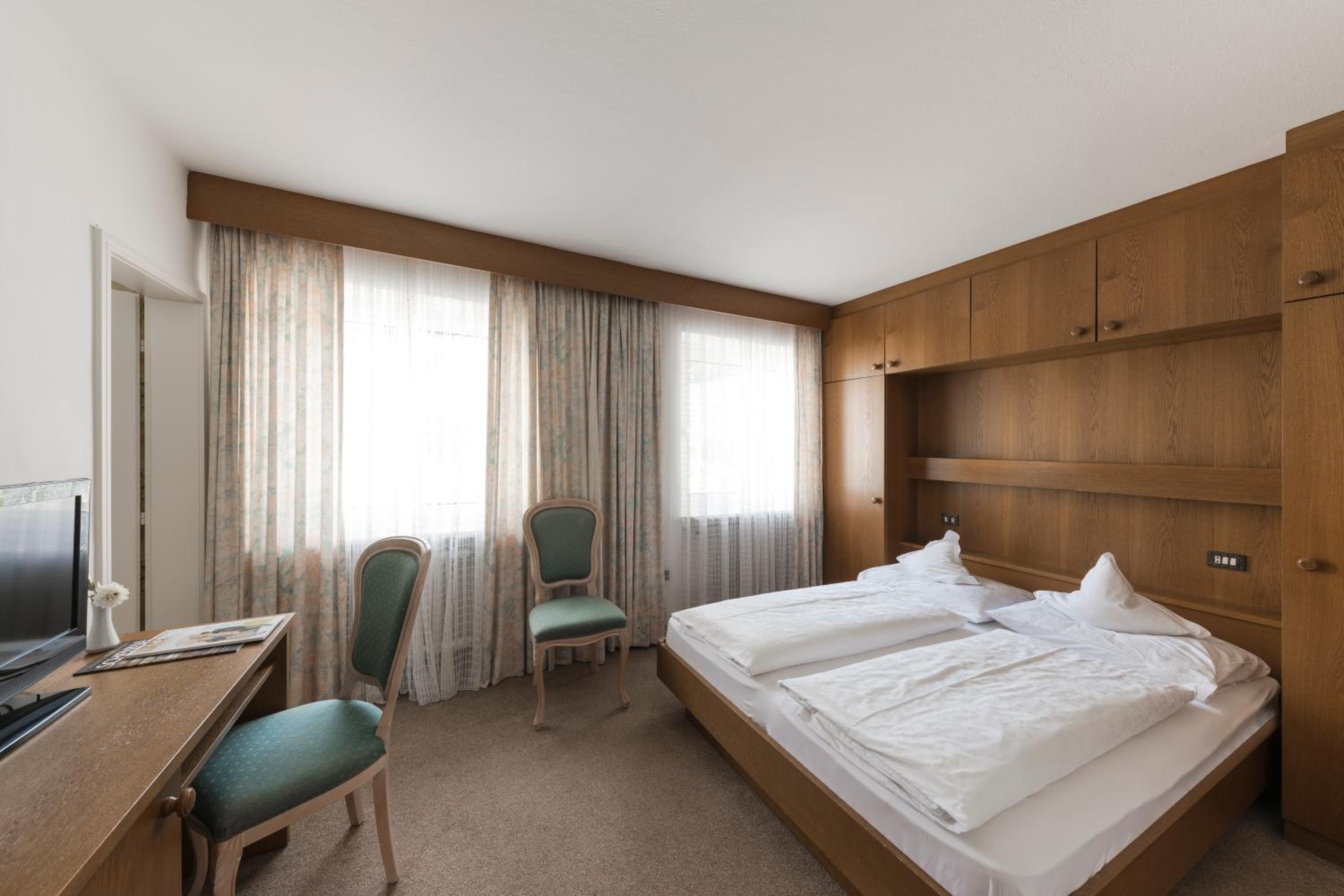 Basic Double Room photo 1