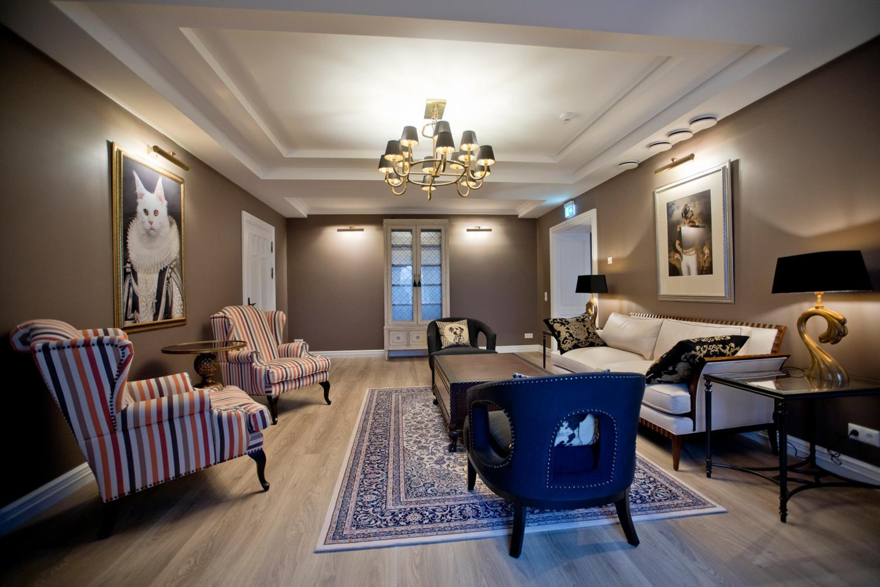 Two-Bedroom Suite with Balcony photo 2