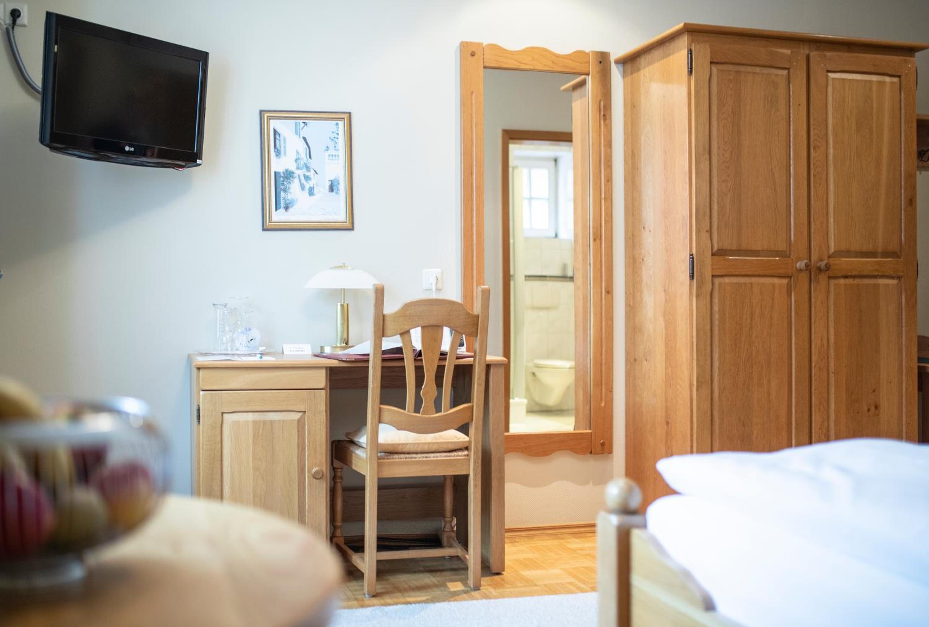 Single Room photo 3