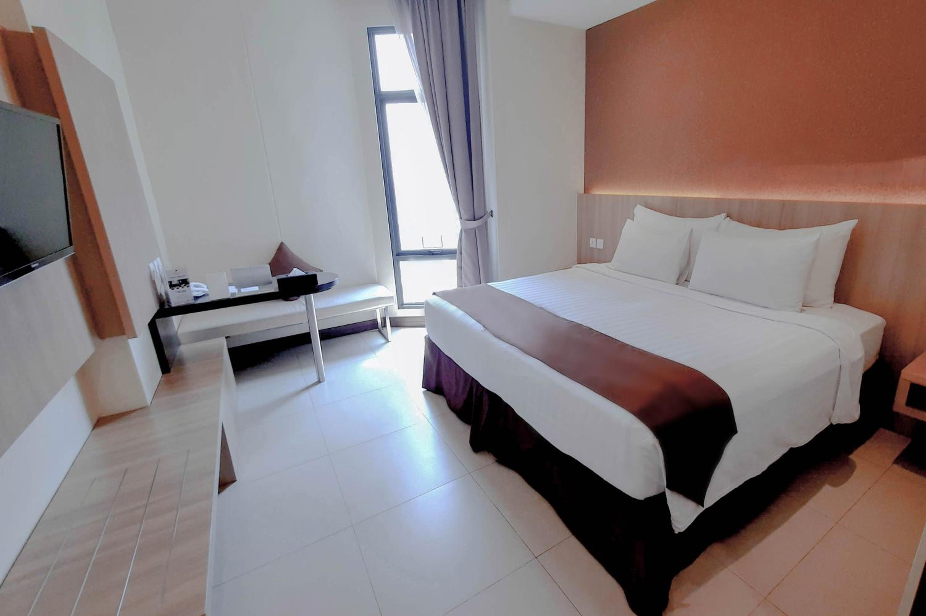 Deluxe Double Room photo 2