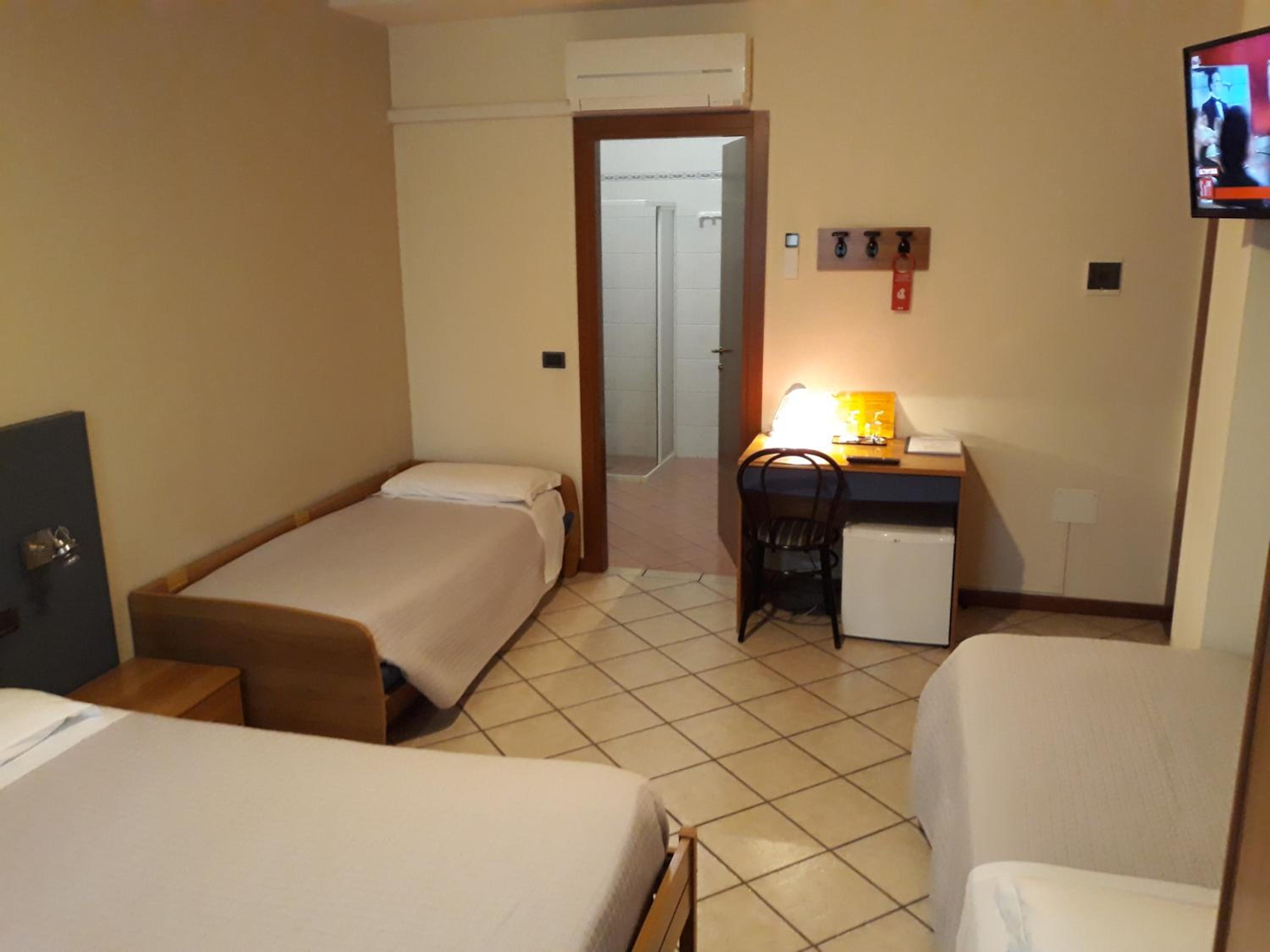 Quadruple Room photo 2