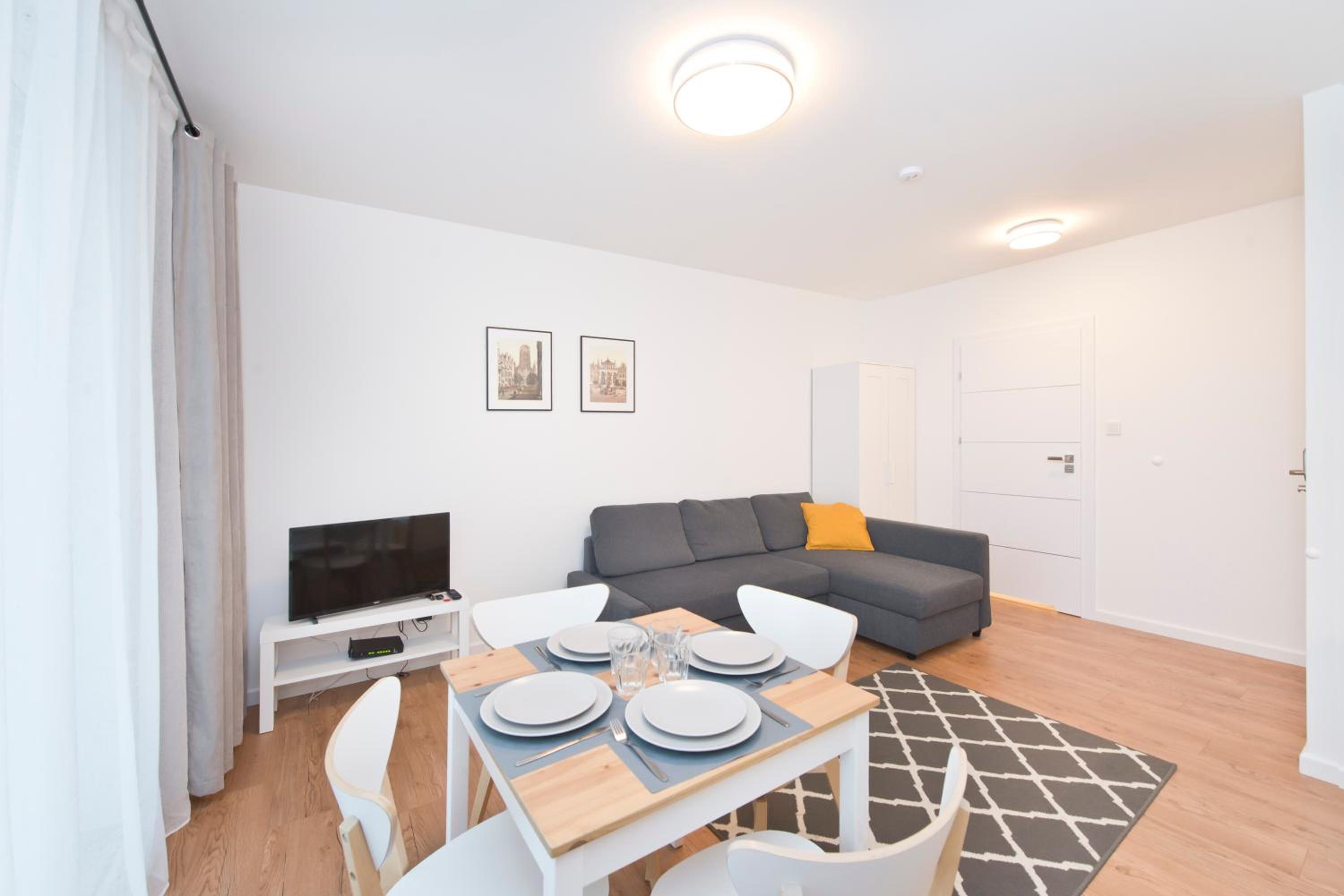 One-Bedroom Apartment - Photo 6