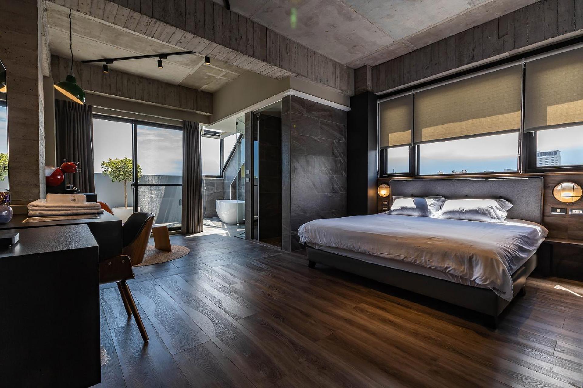 Double Room with Sea View - Photo 1