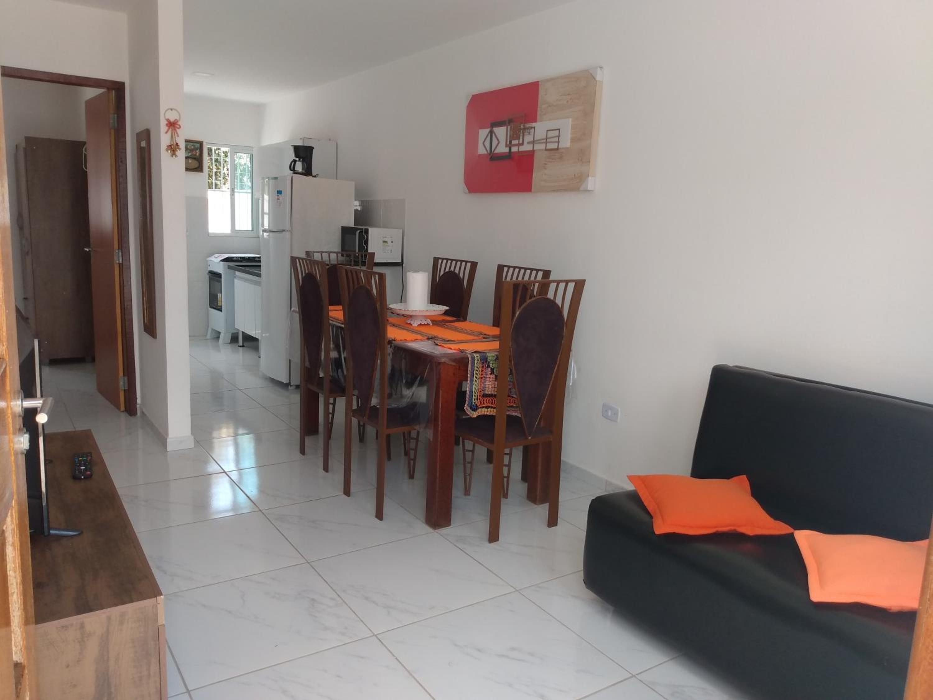 Two-Bedroom Apartment - Photo 4