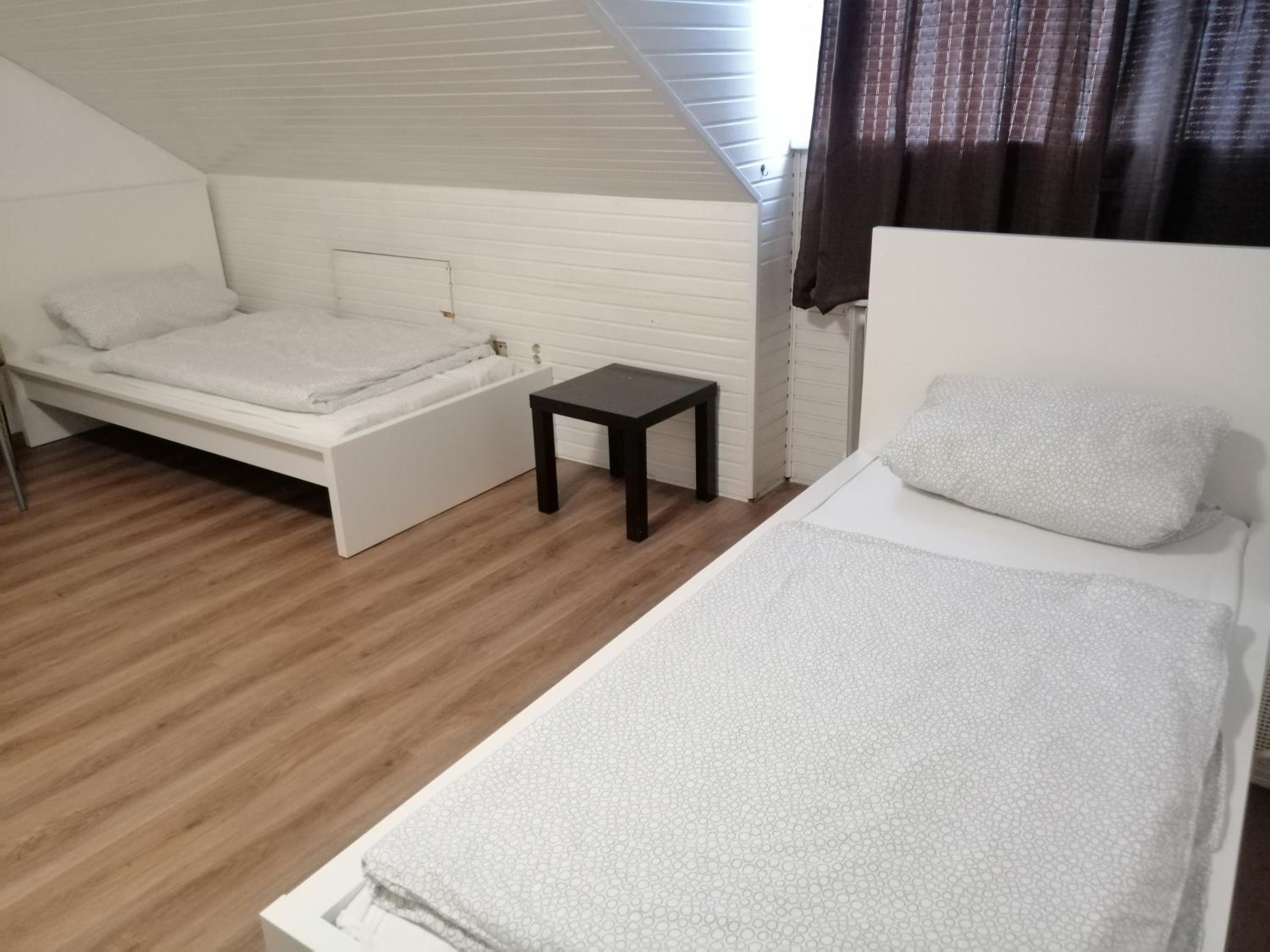 Three-Bedroom Apartment - Photo 15