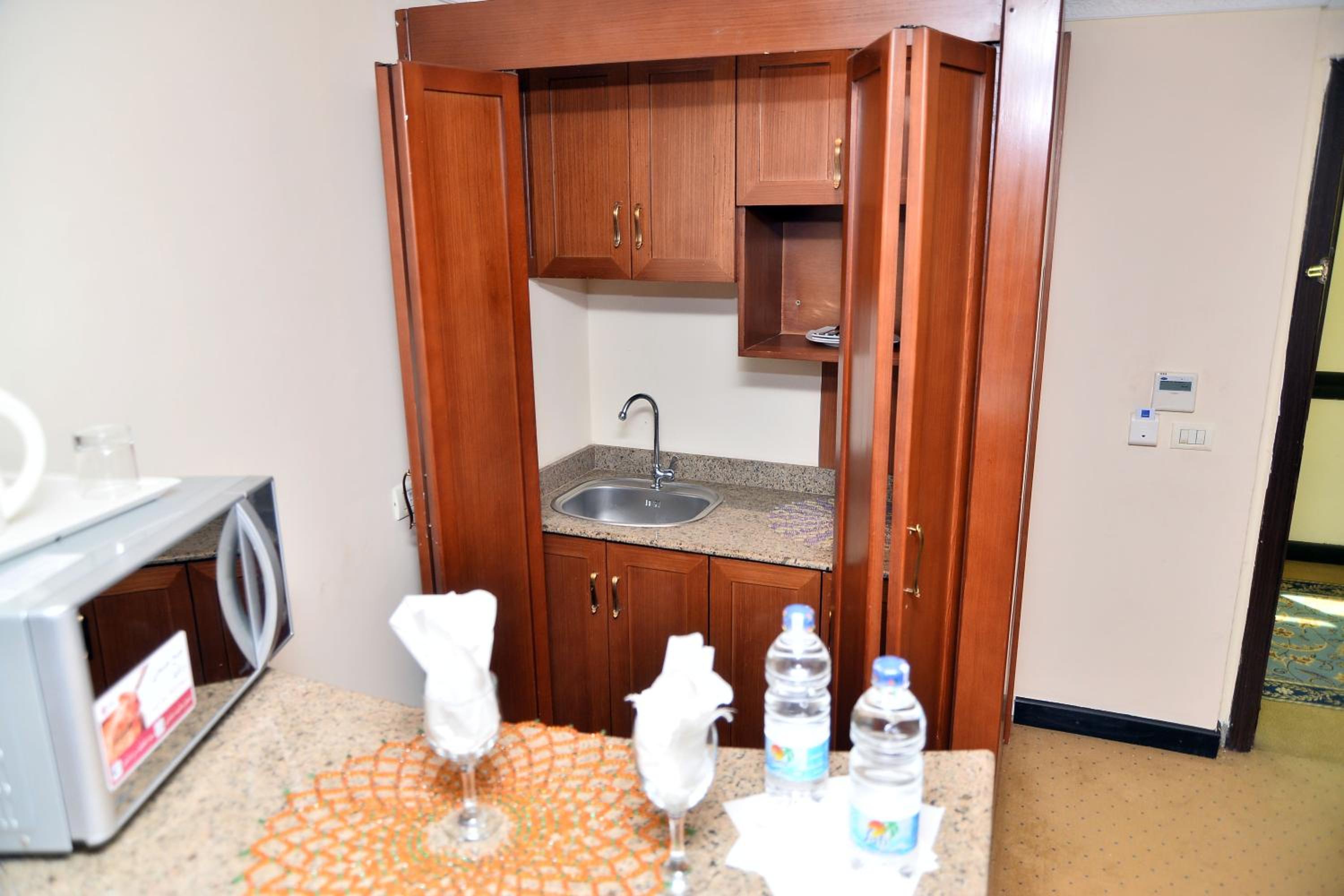 King Suite with Pool View photo 2