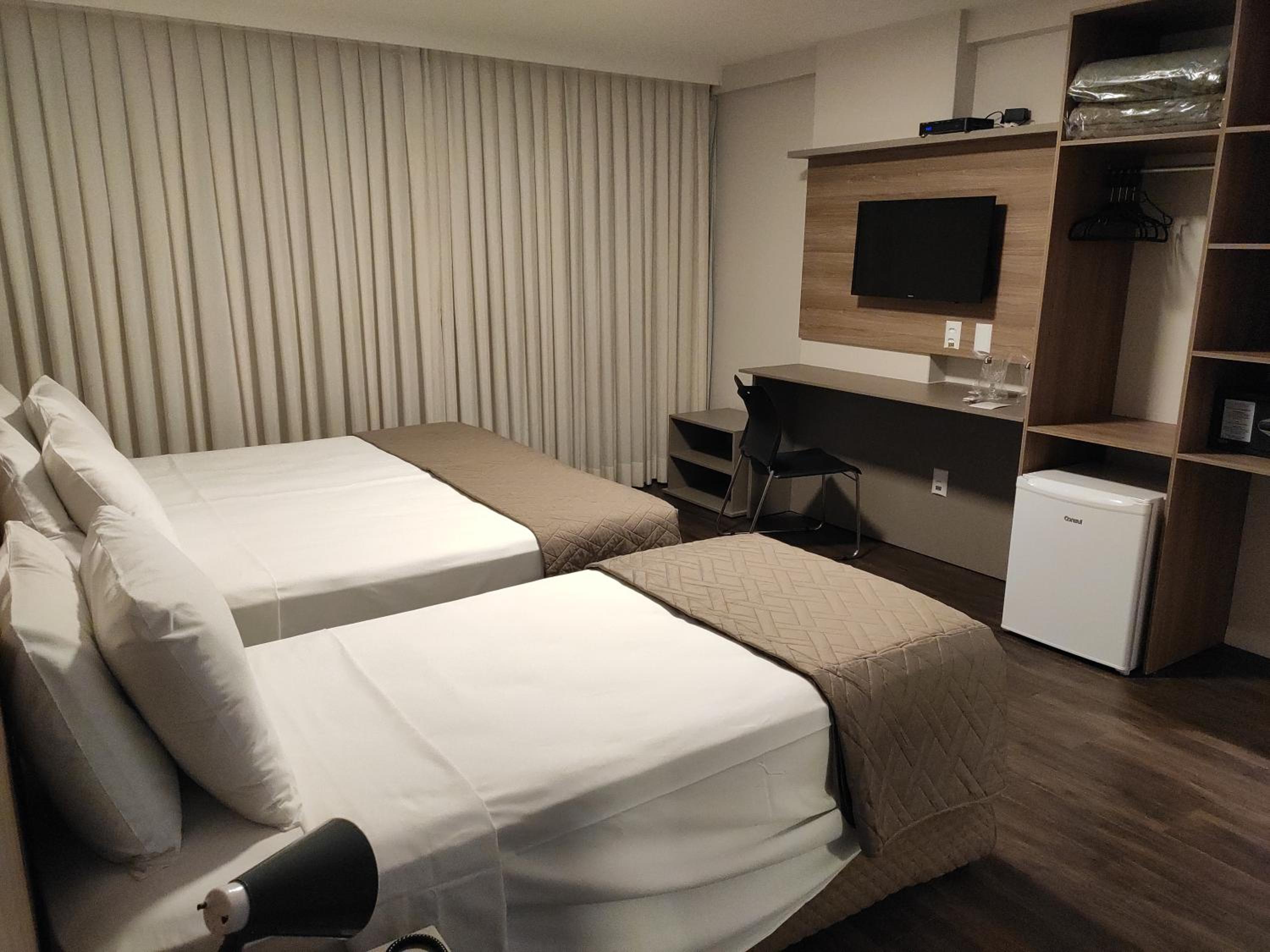 Twin Room - Photo 1