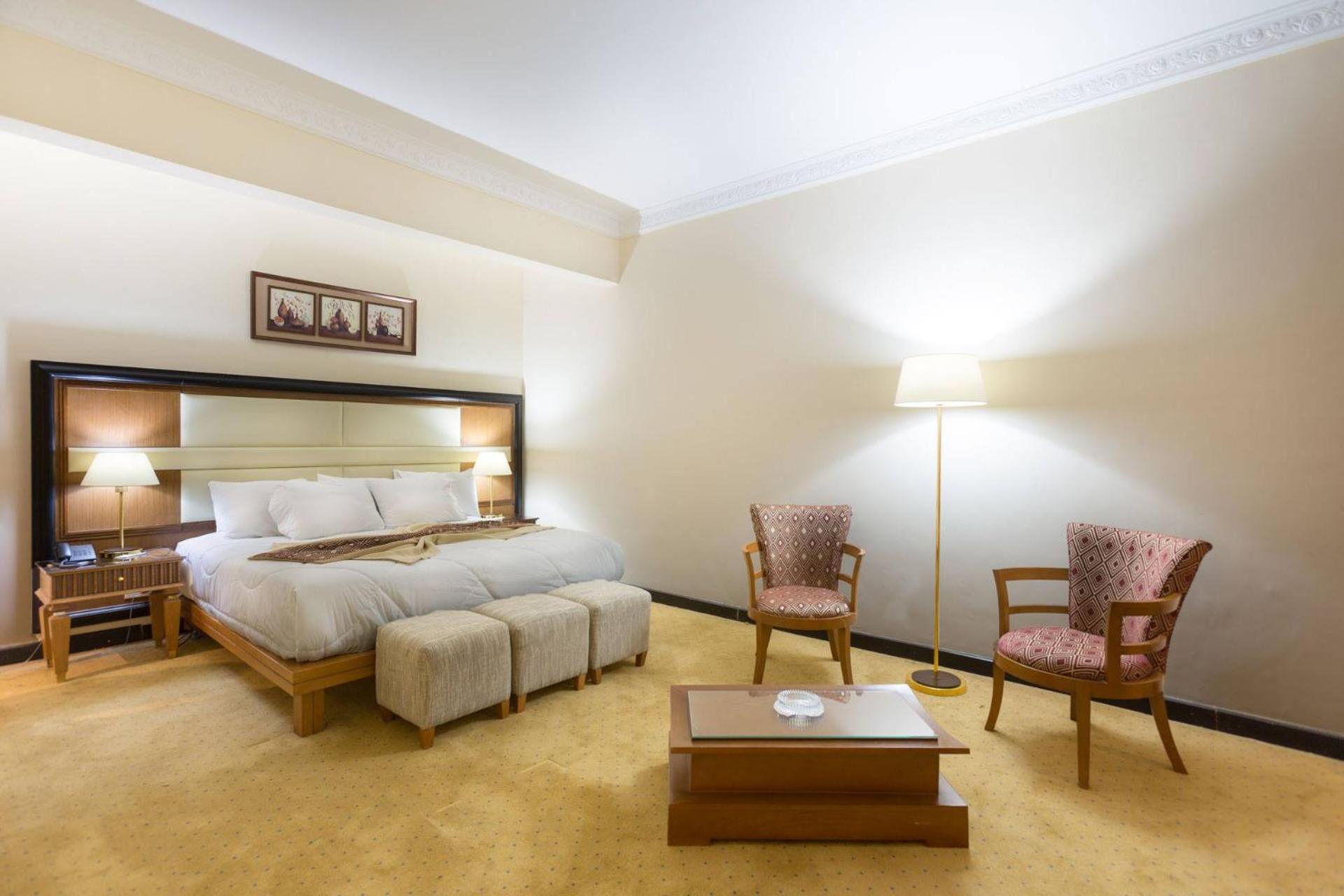 Superior Double or Twin Room with Pool View photo 1
