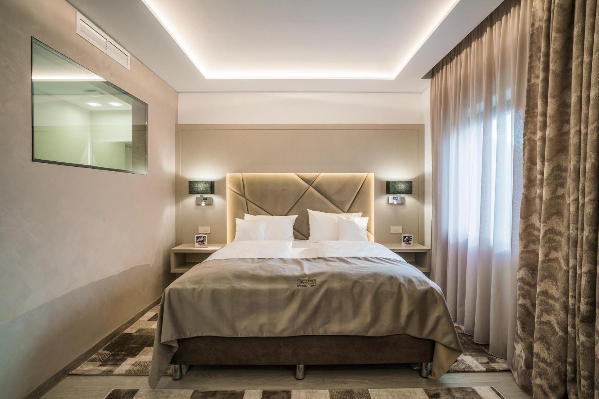 Superior Double Room - Photo 1