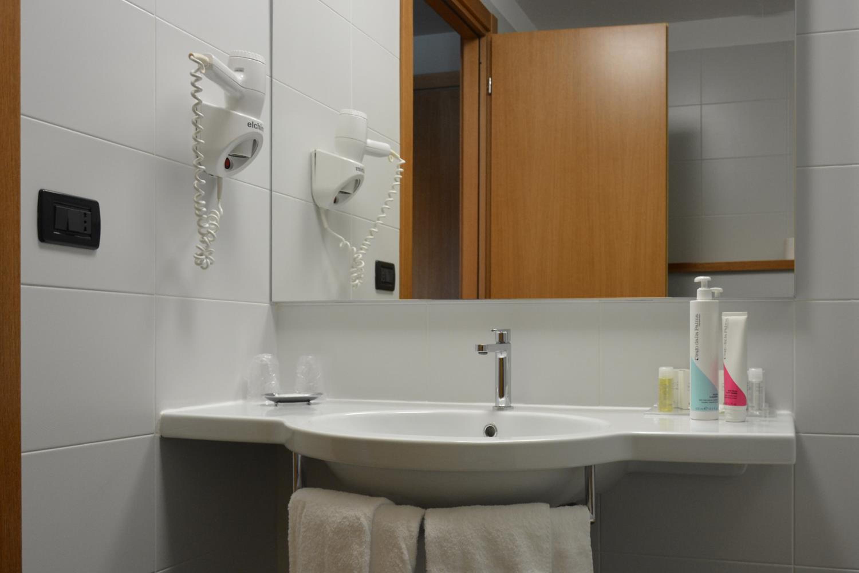 Superior Double Room - Photo 3