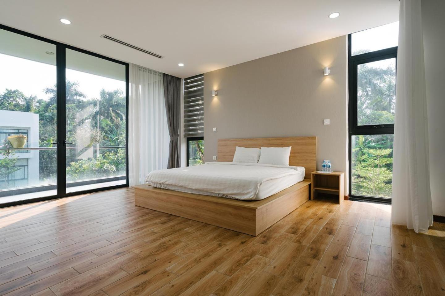 Villa with Private Pool - Photo 13