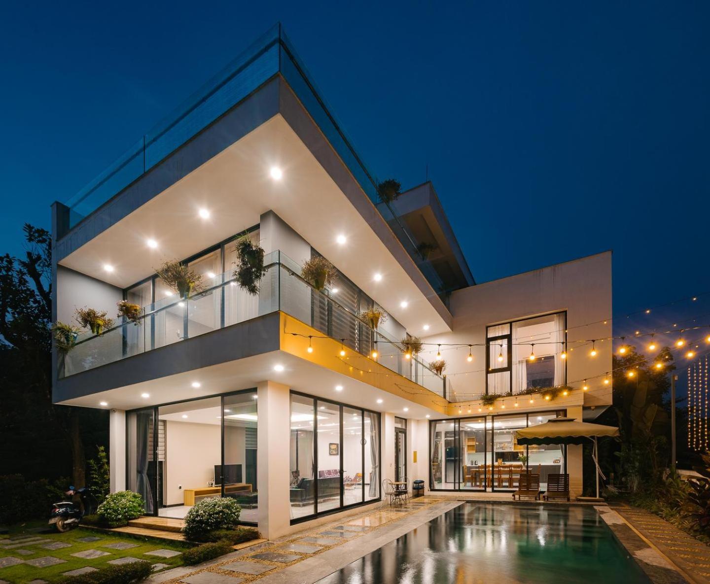 Villa with Private Pool - Photo 29