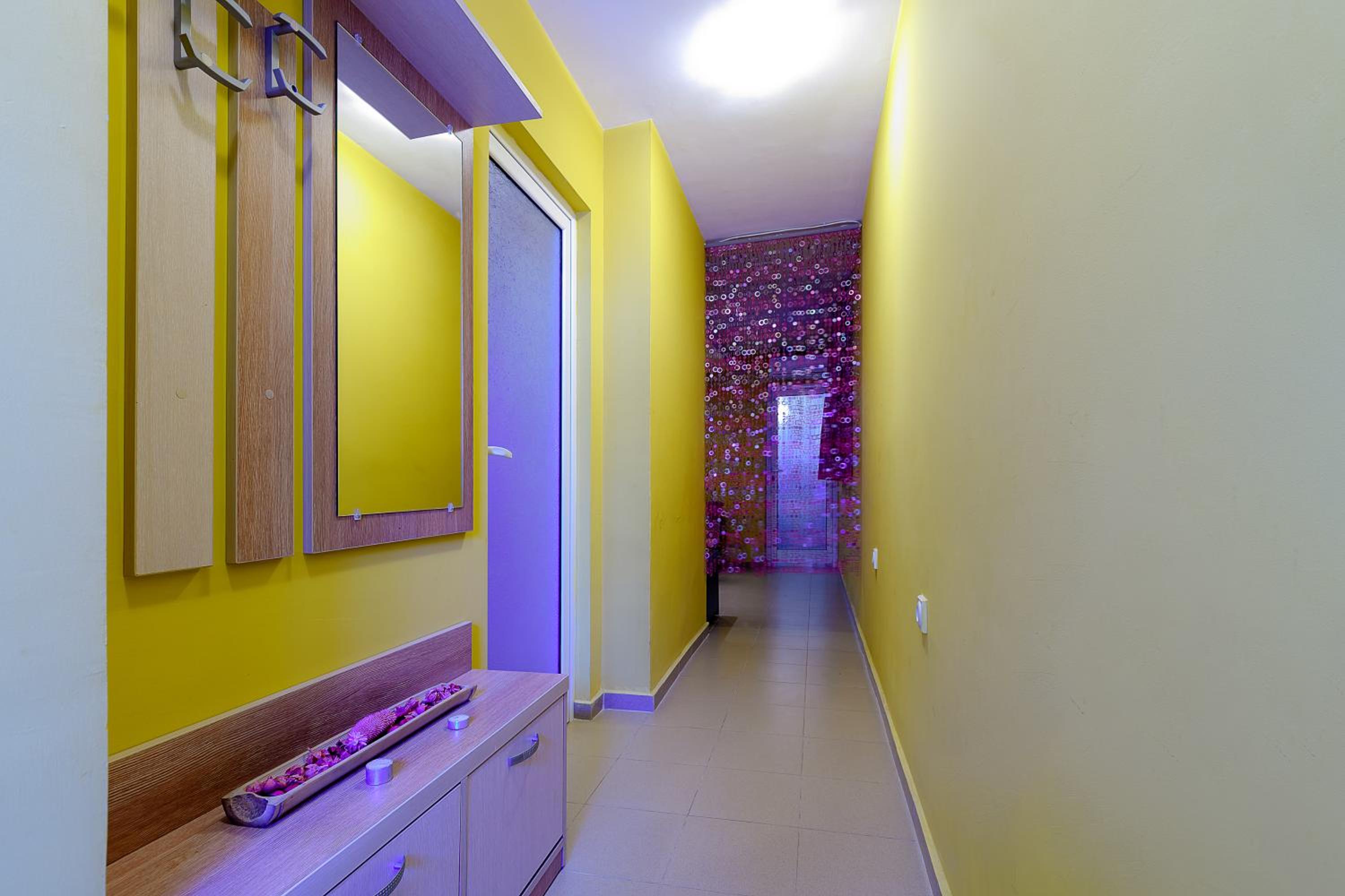 Apartment - Ground Floor - Photo 1