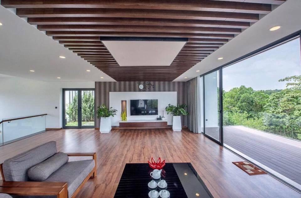 Three-Bedroom Villa - Photo 1