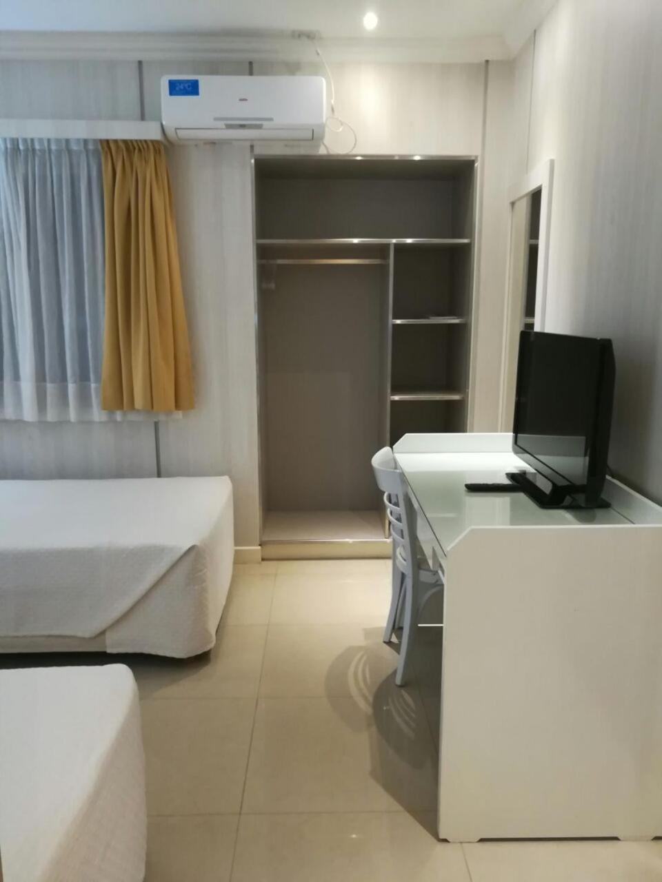 Superior Quadruple Room photo 2
