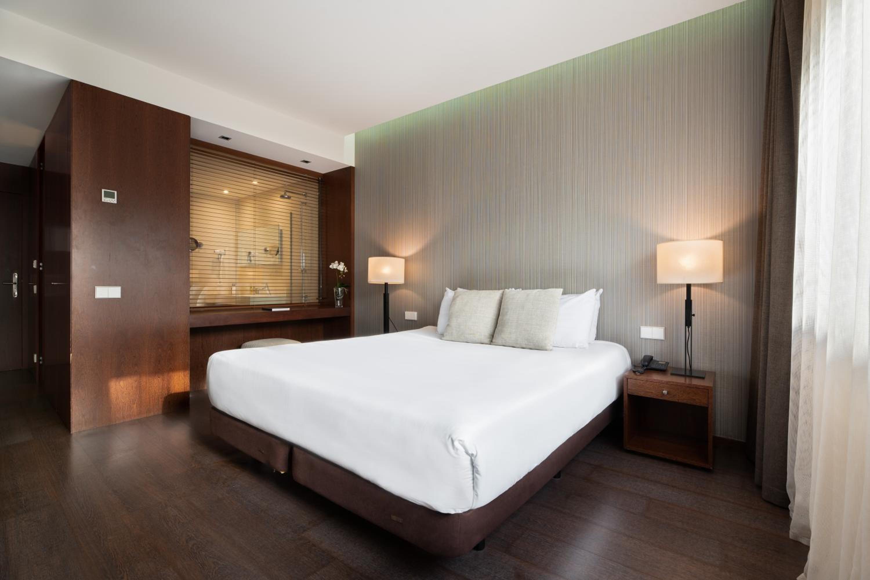 Deluxe Double or Twin Room - Photo 1