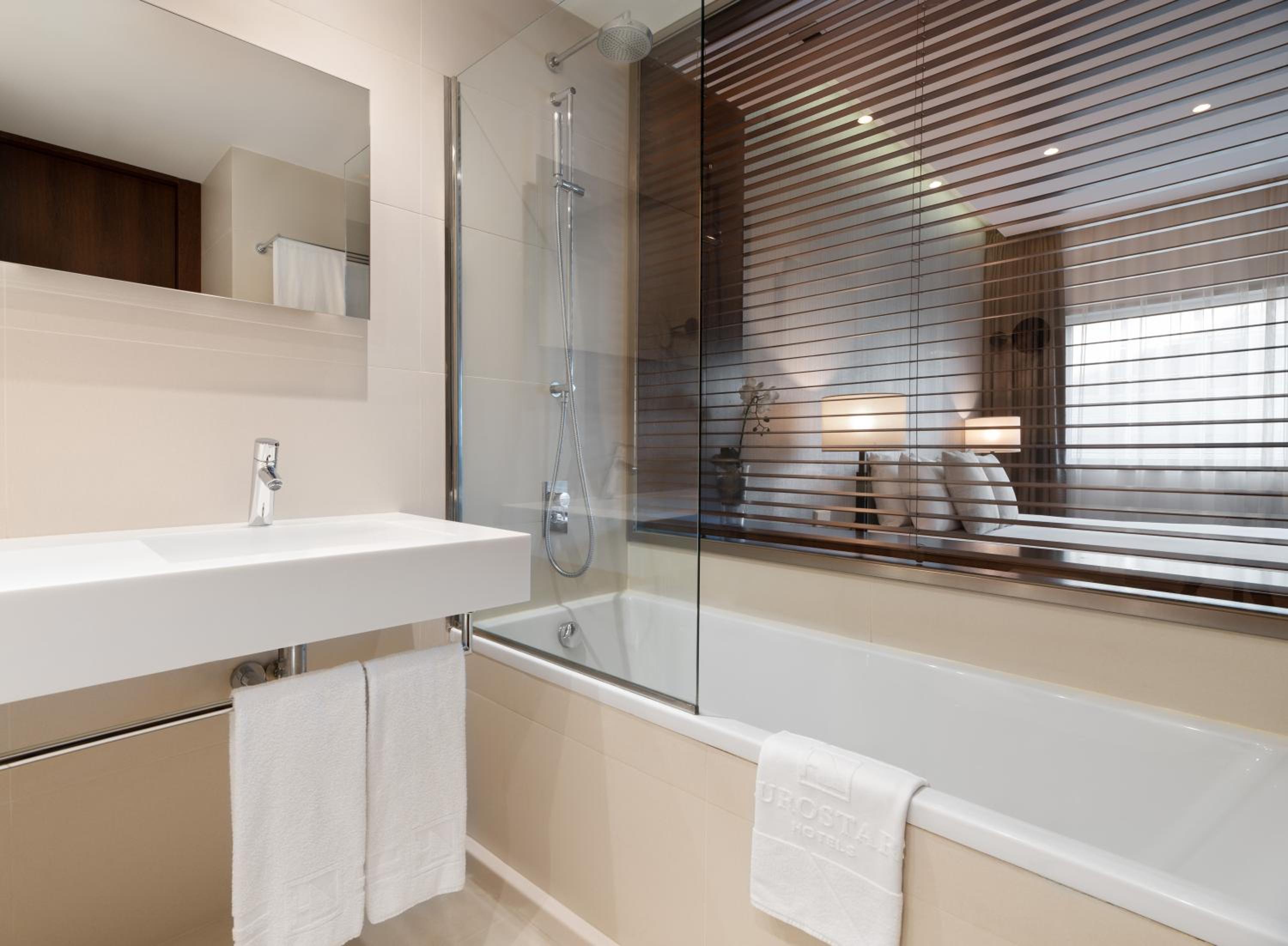 Deluxe Double or Twin Room - Photo 3