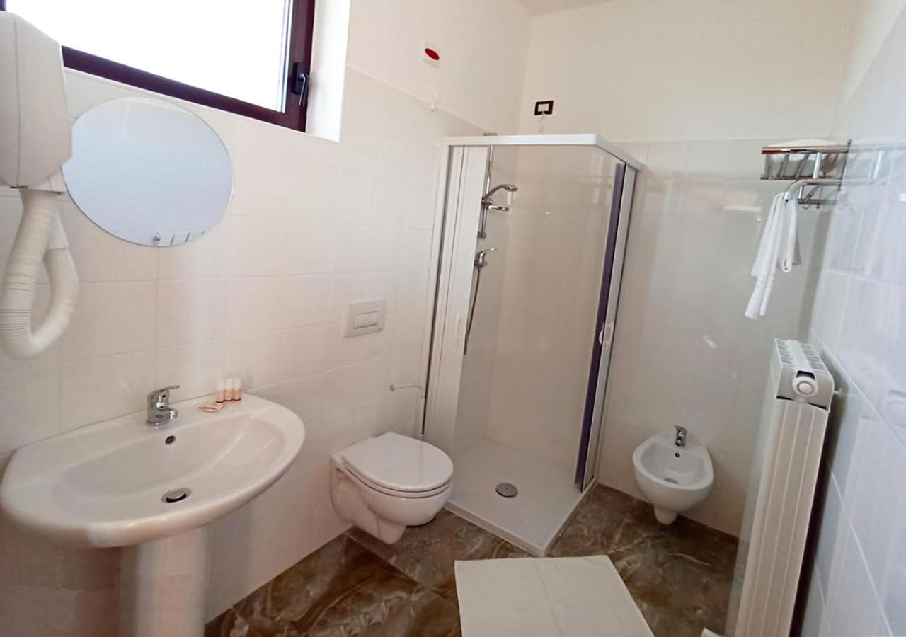 Standard Double or Twin Room photo 2