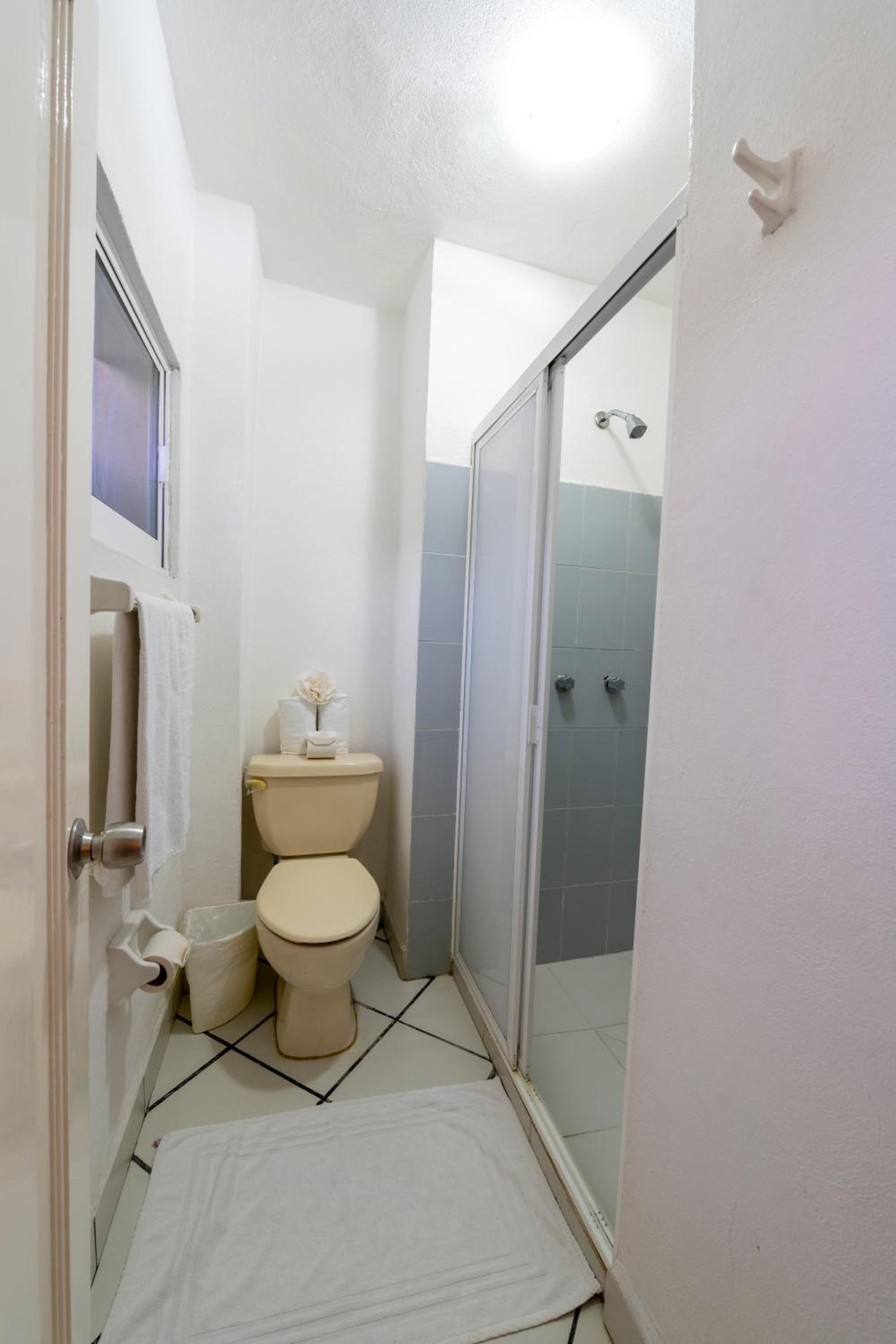 Double Room with Mountain View - Photo 2