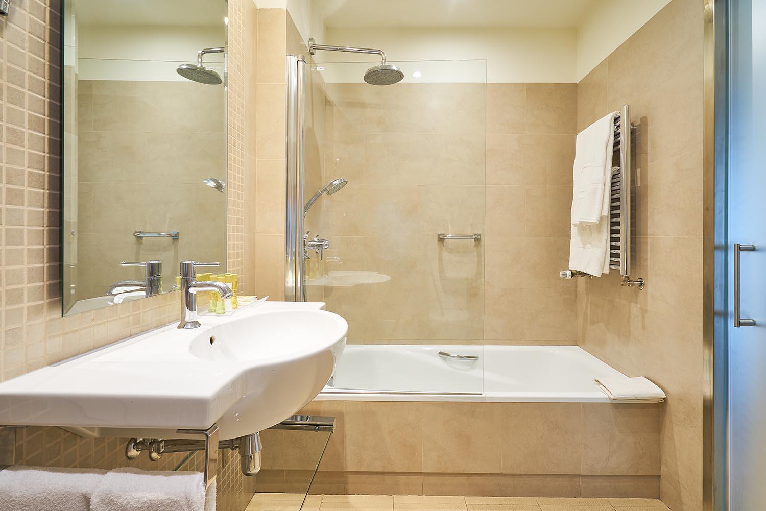 Premium Room - Photo 3