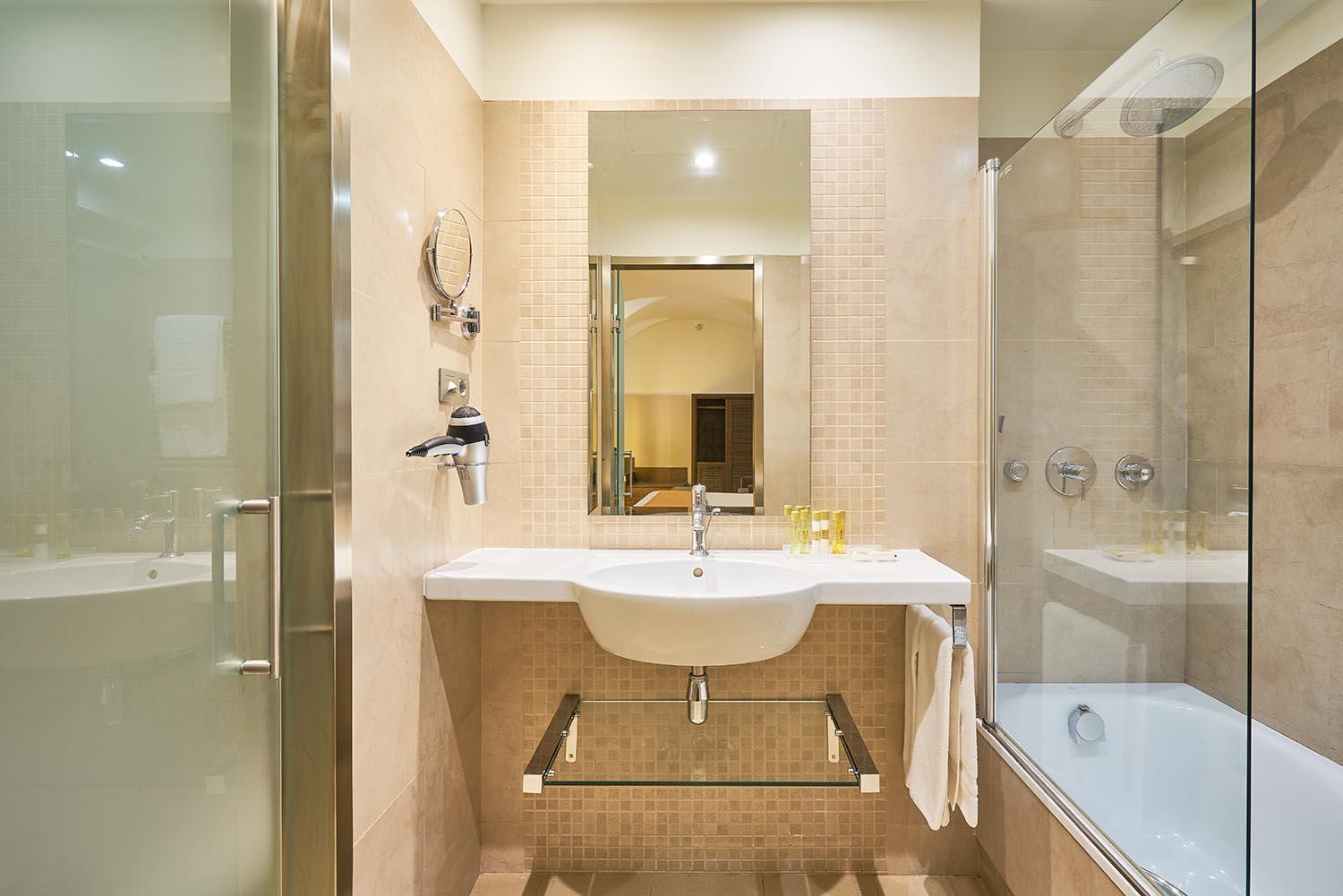 Premium Room - Photo 4