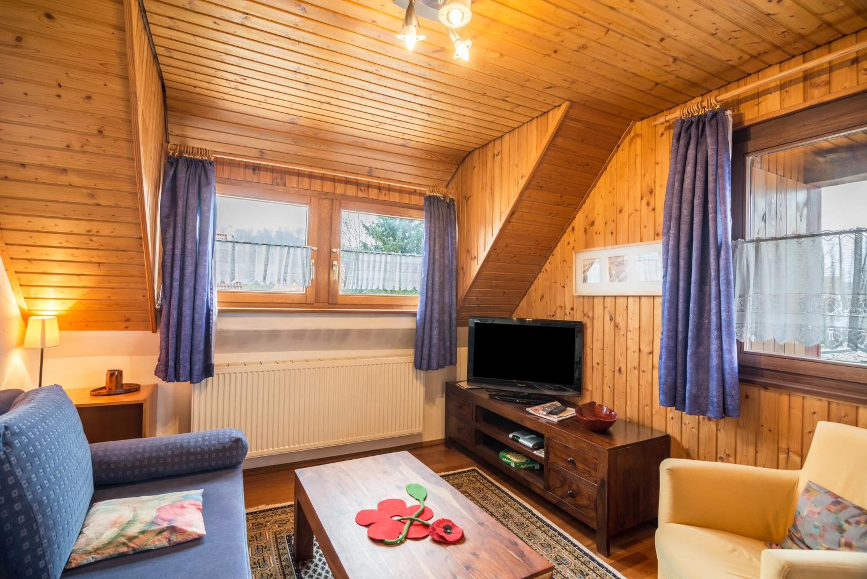 Superior One-Bedroom Apartment with Balcony - Photo 3