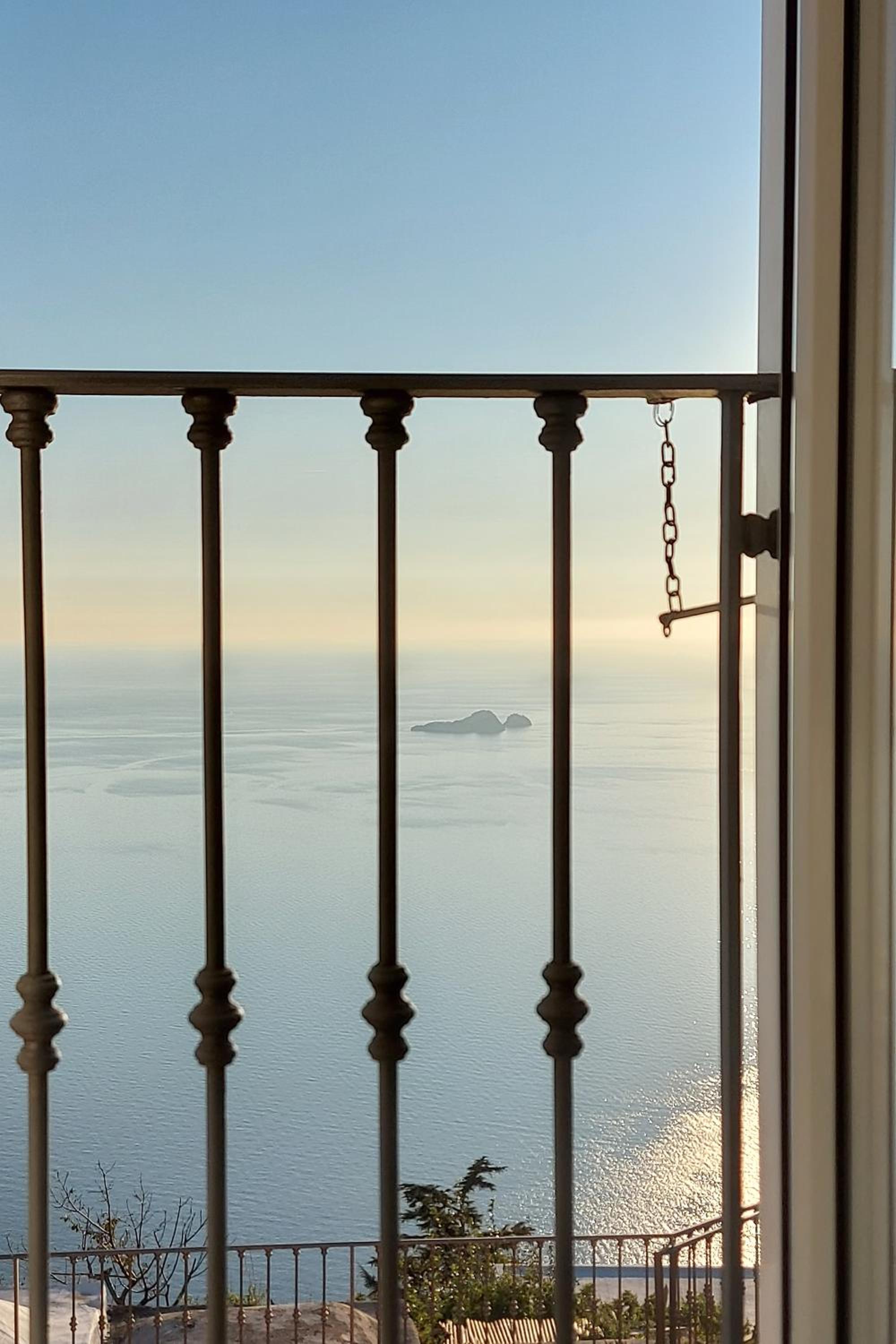 Double Room with Balcony and Sea View photo 2