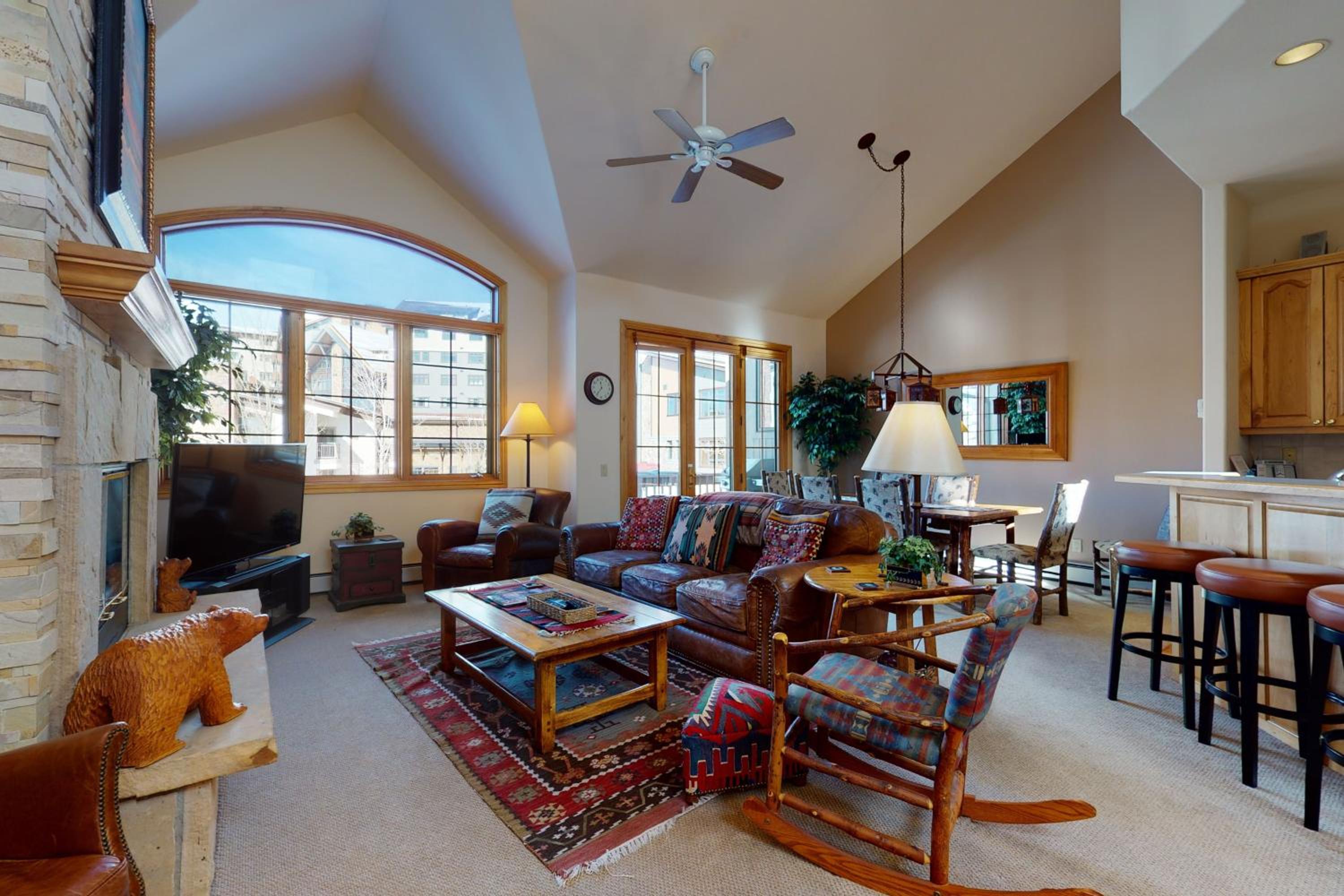Three-Bedroom Townhouse photo 1