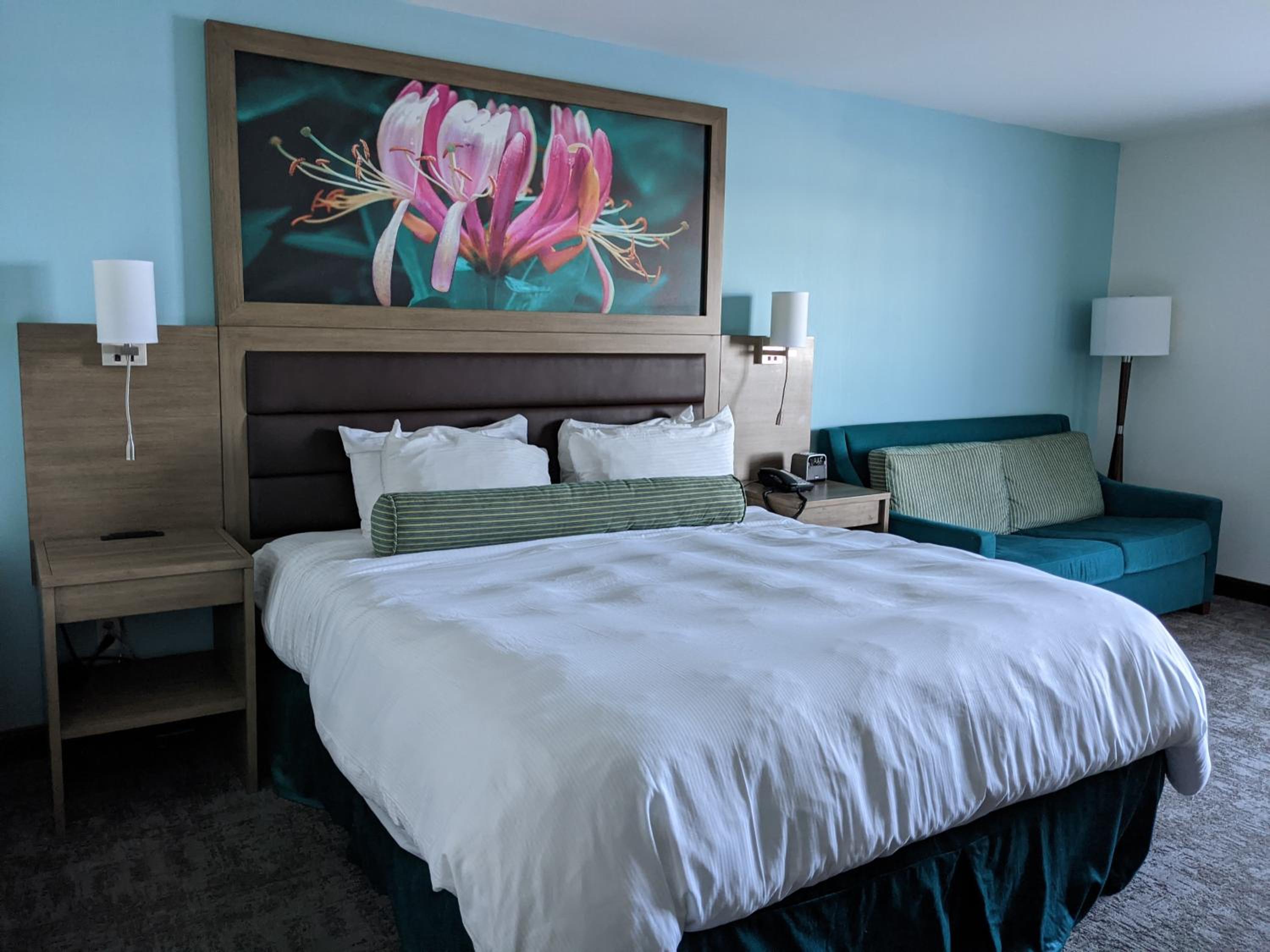 Standard King Room - Photo 5