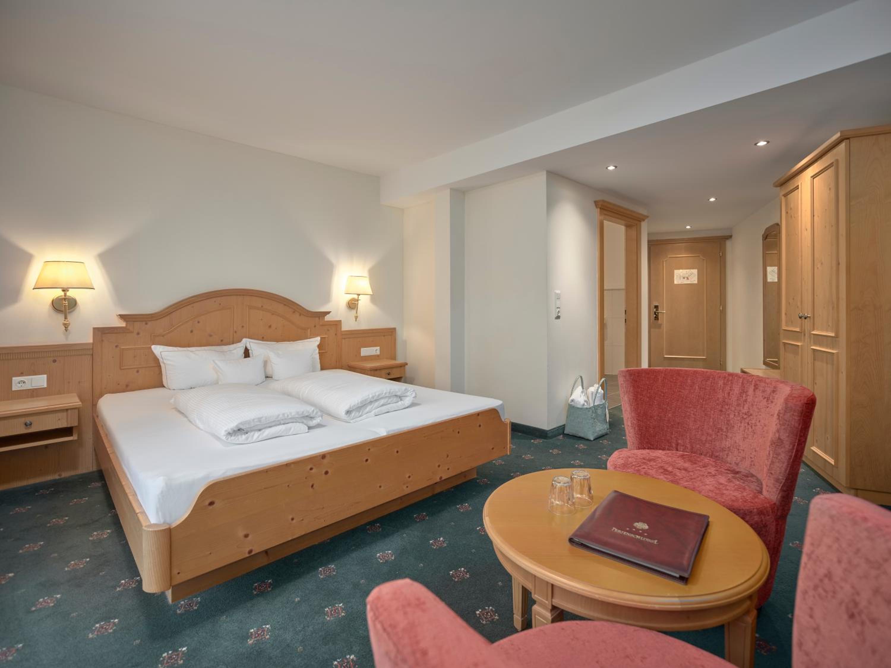 Double Room with Balcony - Photo 4