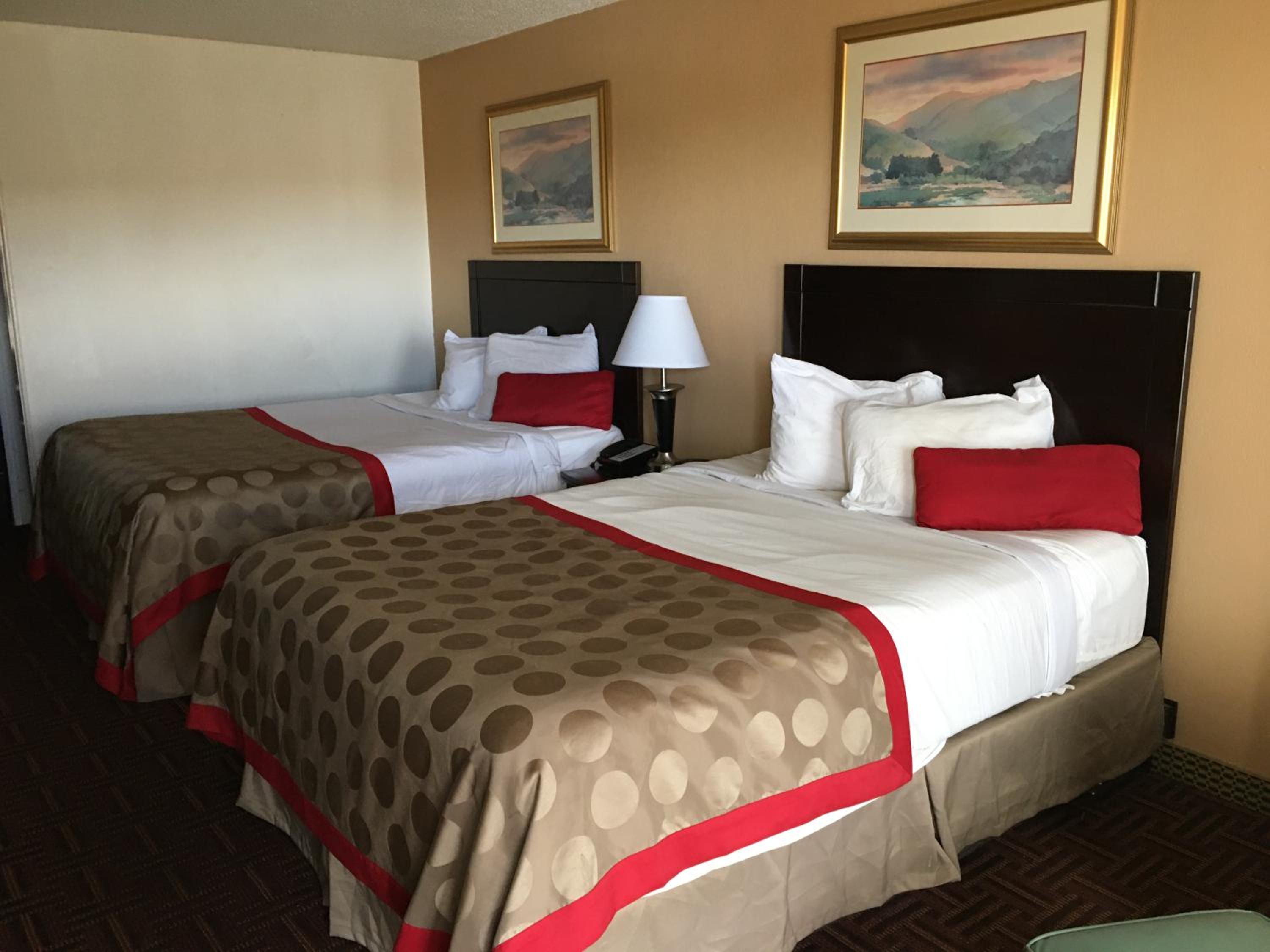 Queen Room with Two Queen Beds - Photo 1