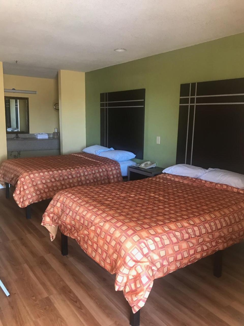 Budget Double Room photo 1