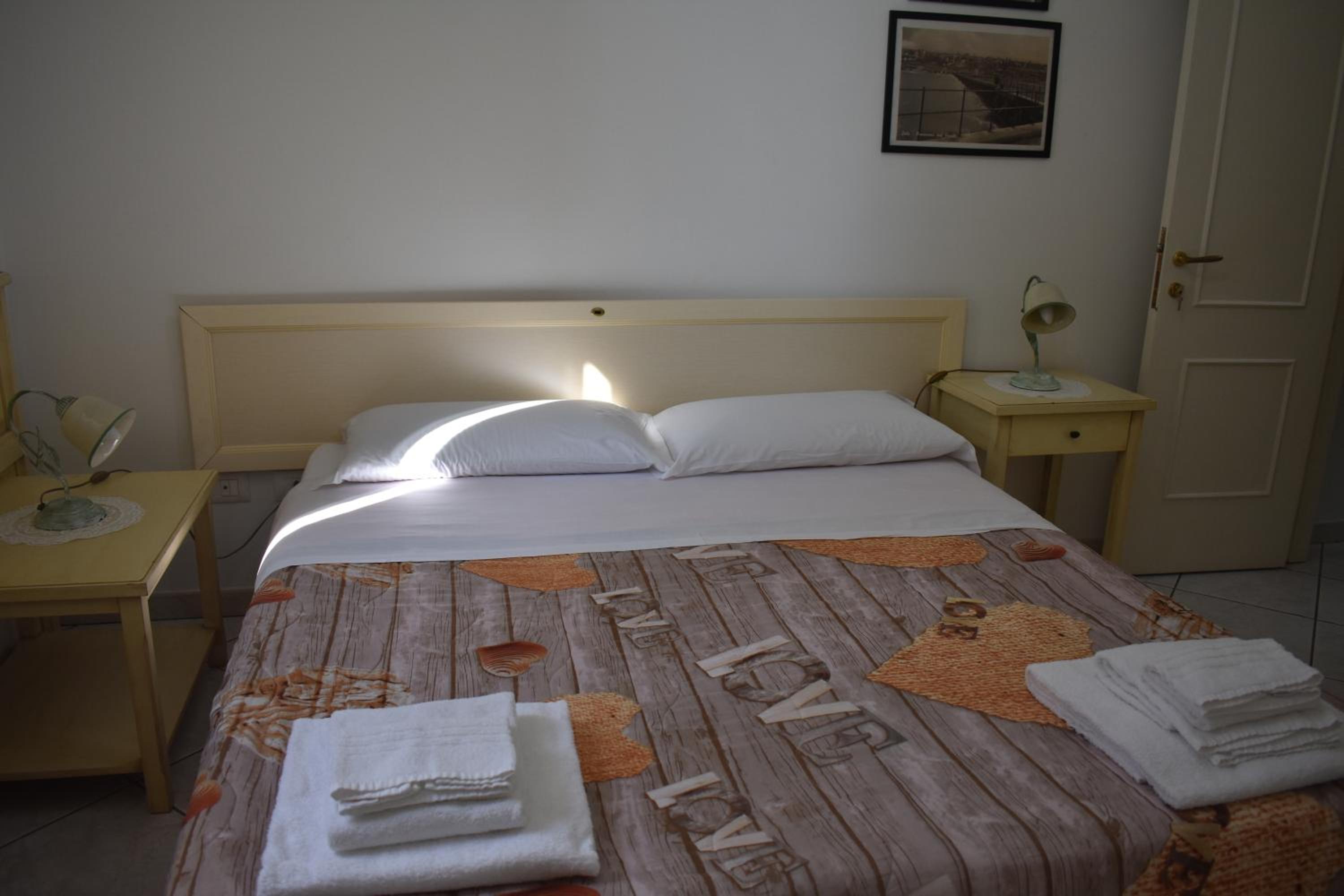 Double Room with Sea View - Photo 5