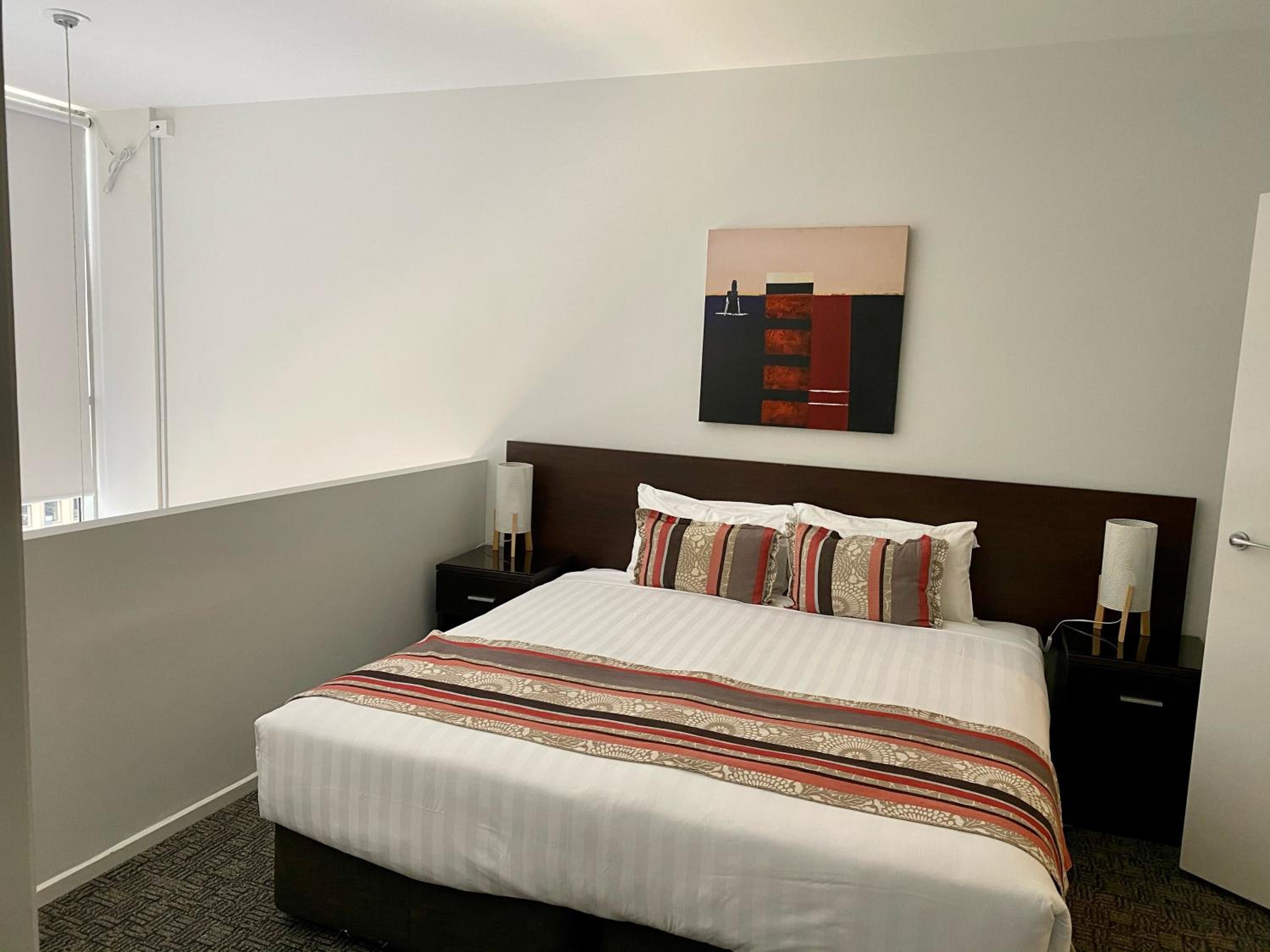 Three-Bedroom Apartment - Photo 6