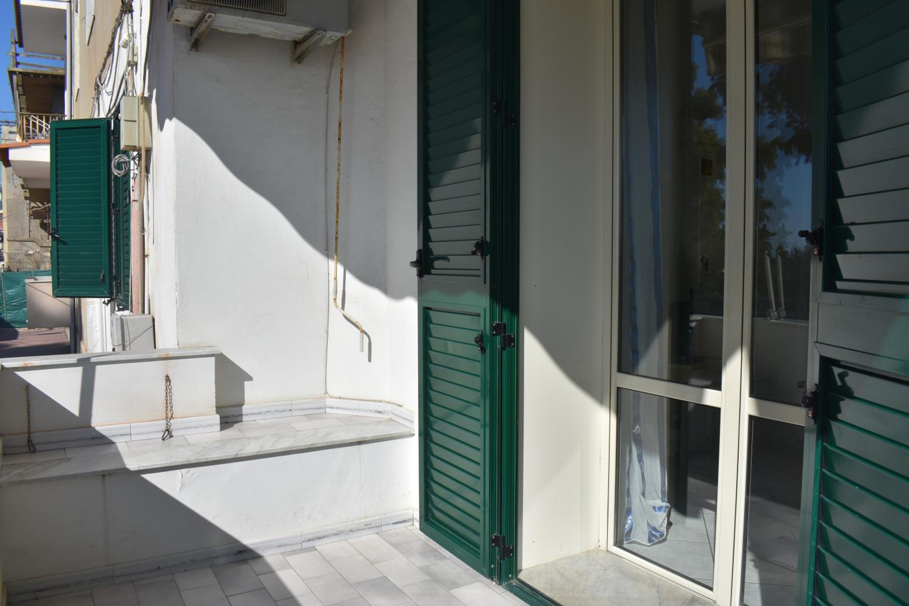 Double Room with Sea View - Photo 4