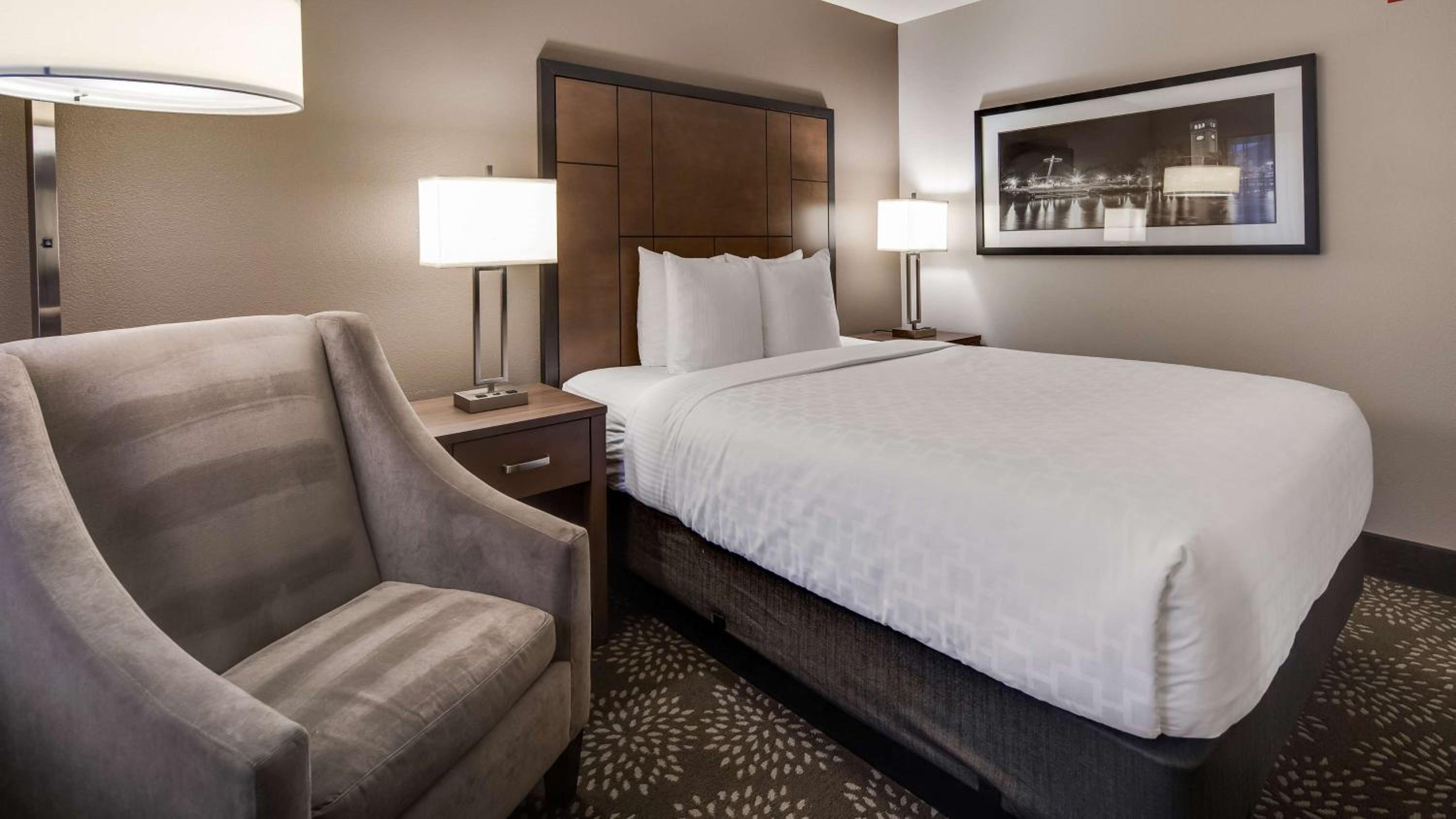 Queen Room - Photo 2