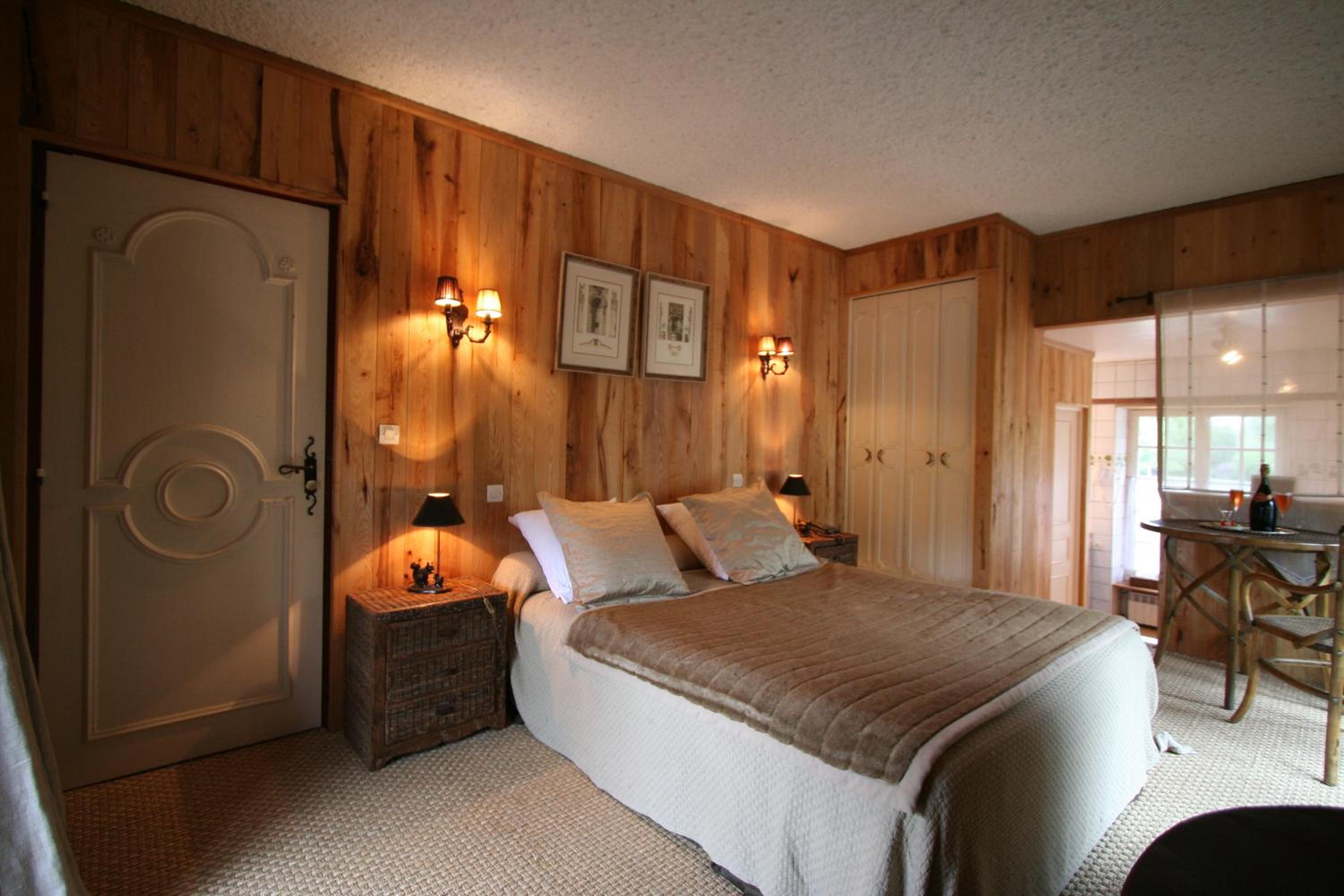 Deluxe Double Room photo 3