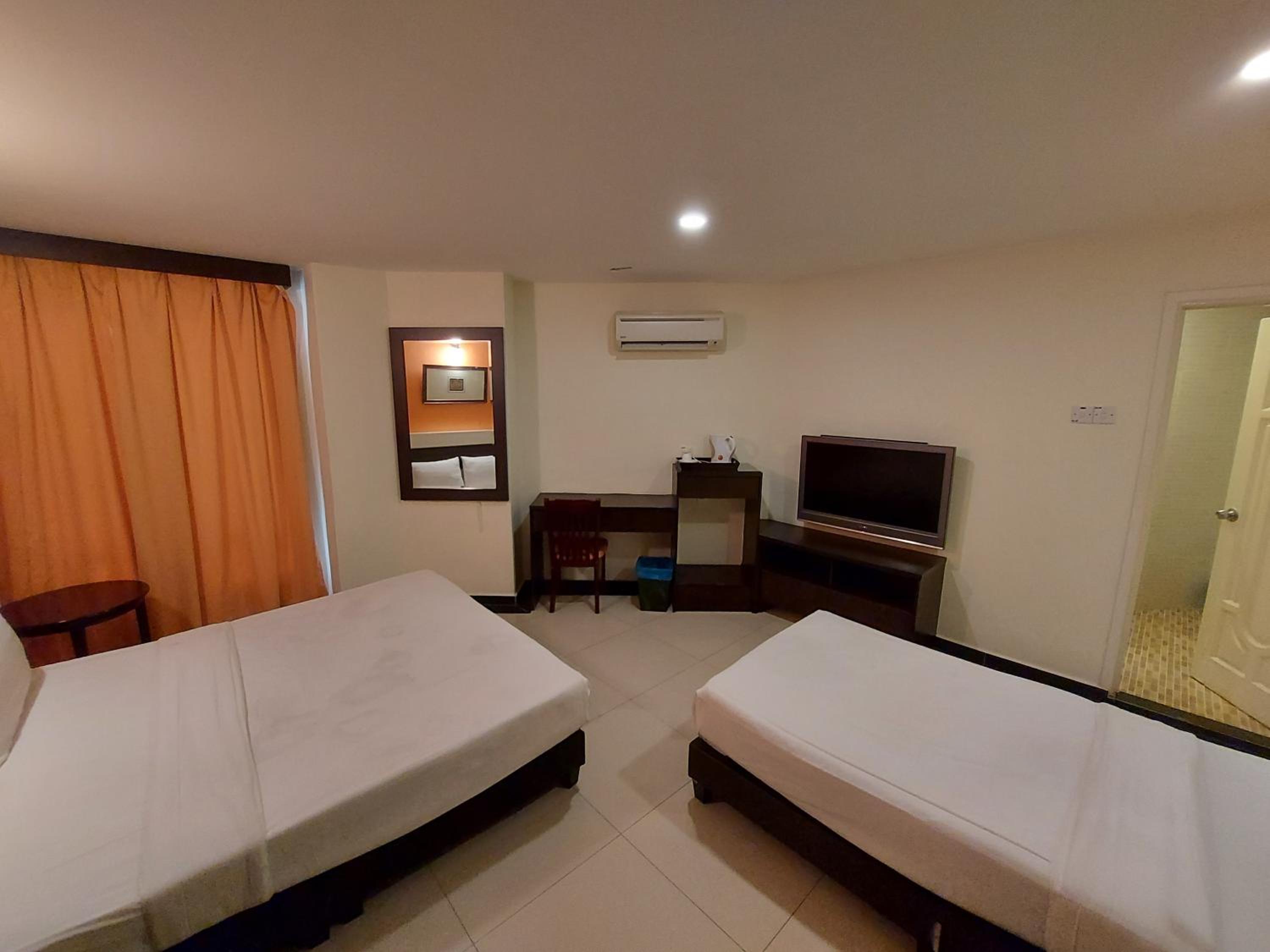 Superior Triple Room