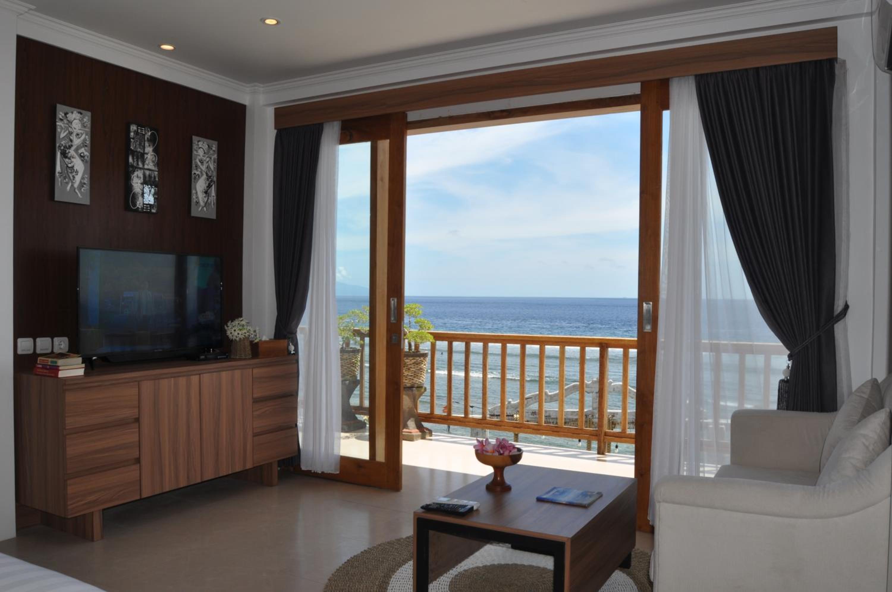 One-Bedroom Suite - Photo 101