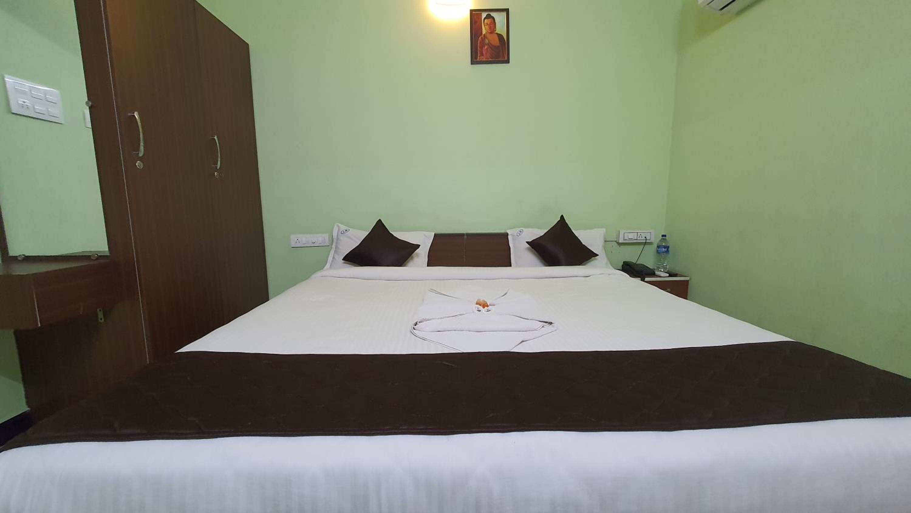 Standard Double Room photo 3