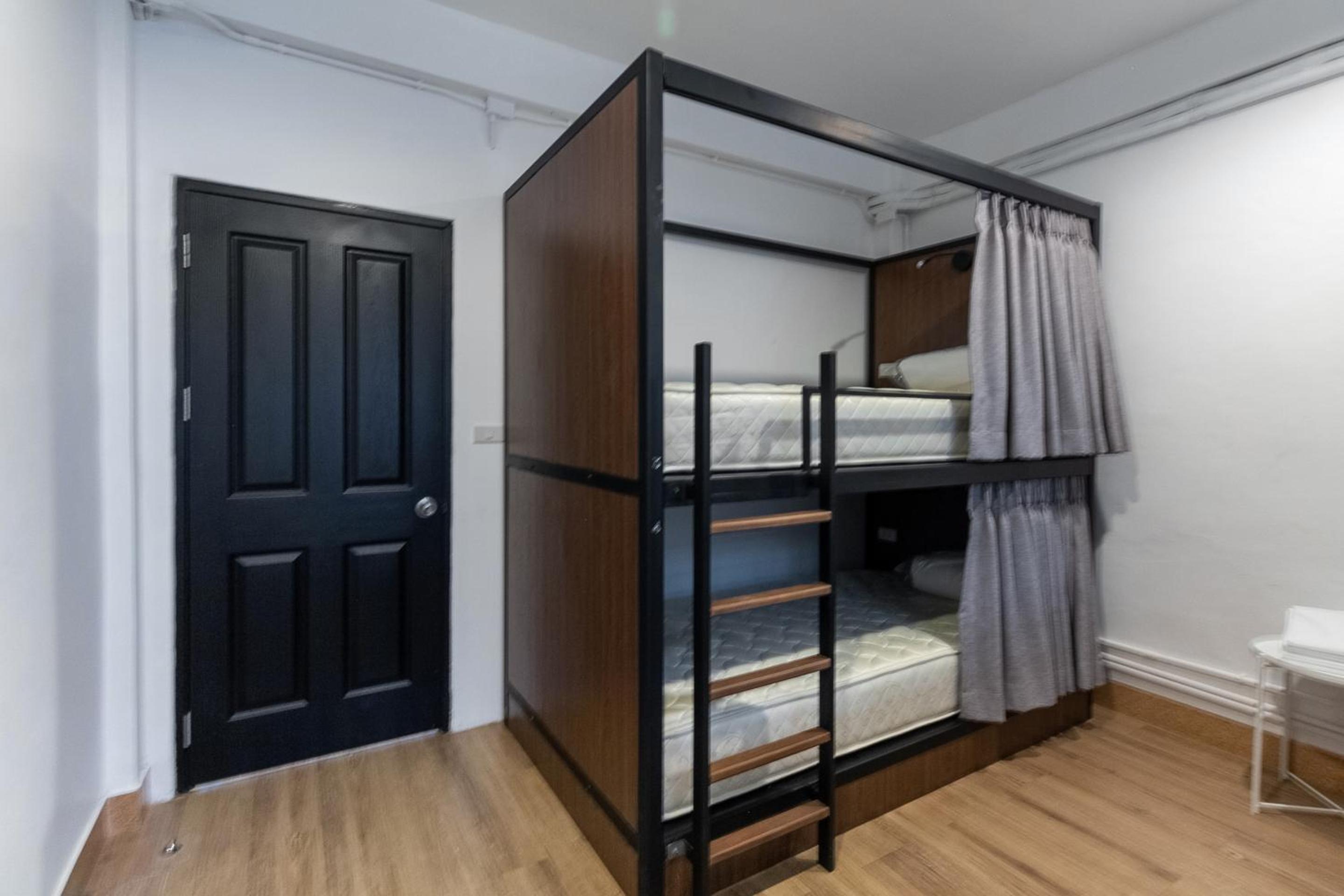 Bed In 4-Bed Mixed Dormitory Room photo 3