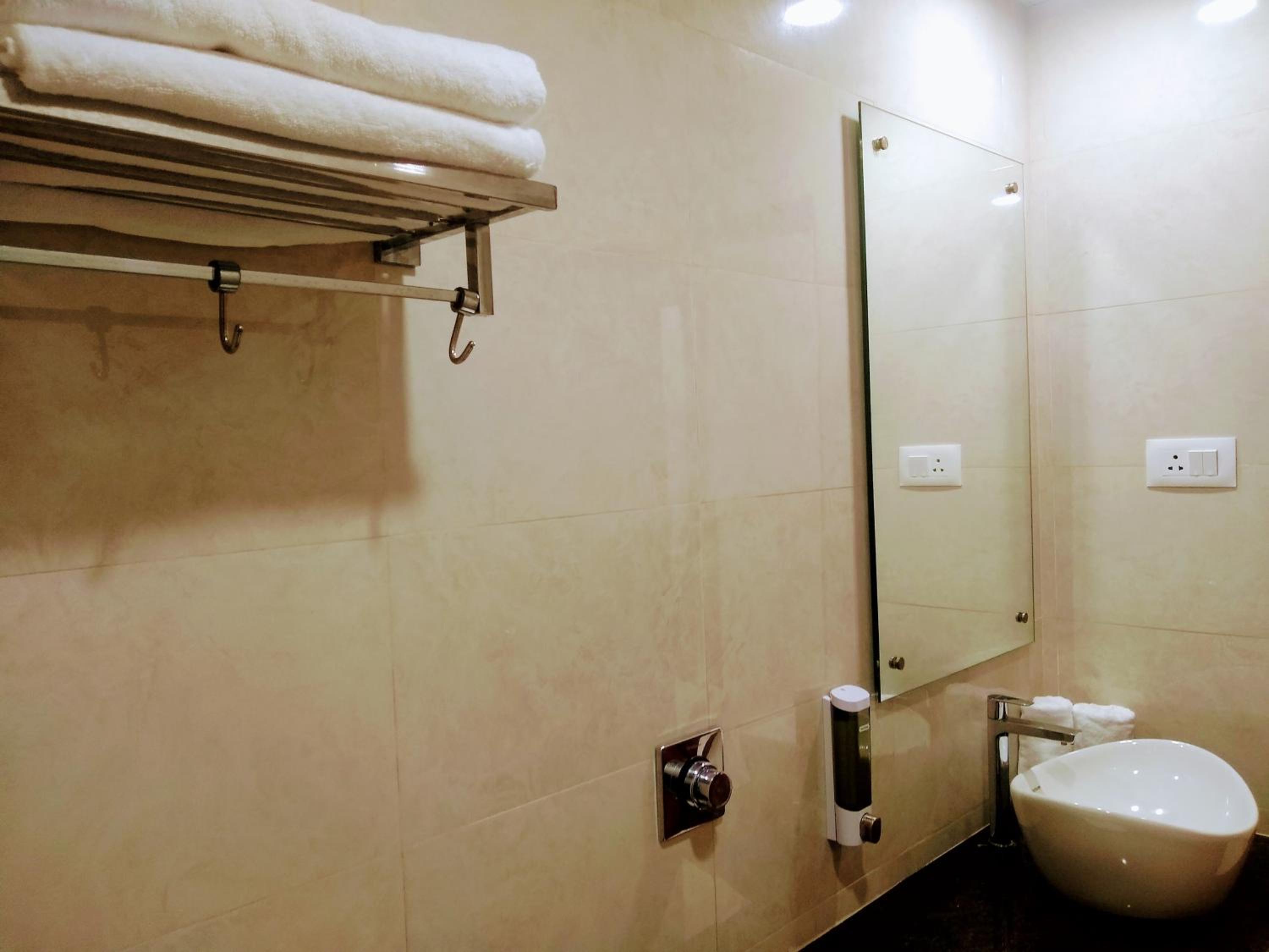 Deluxe Triple Room - Photo 2