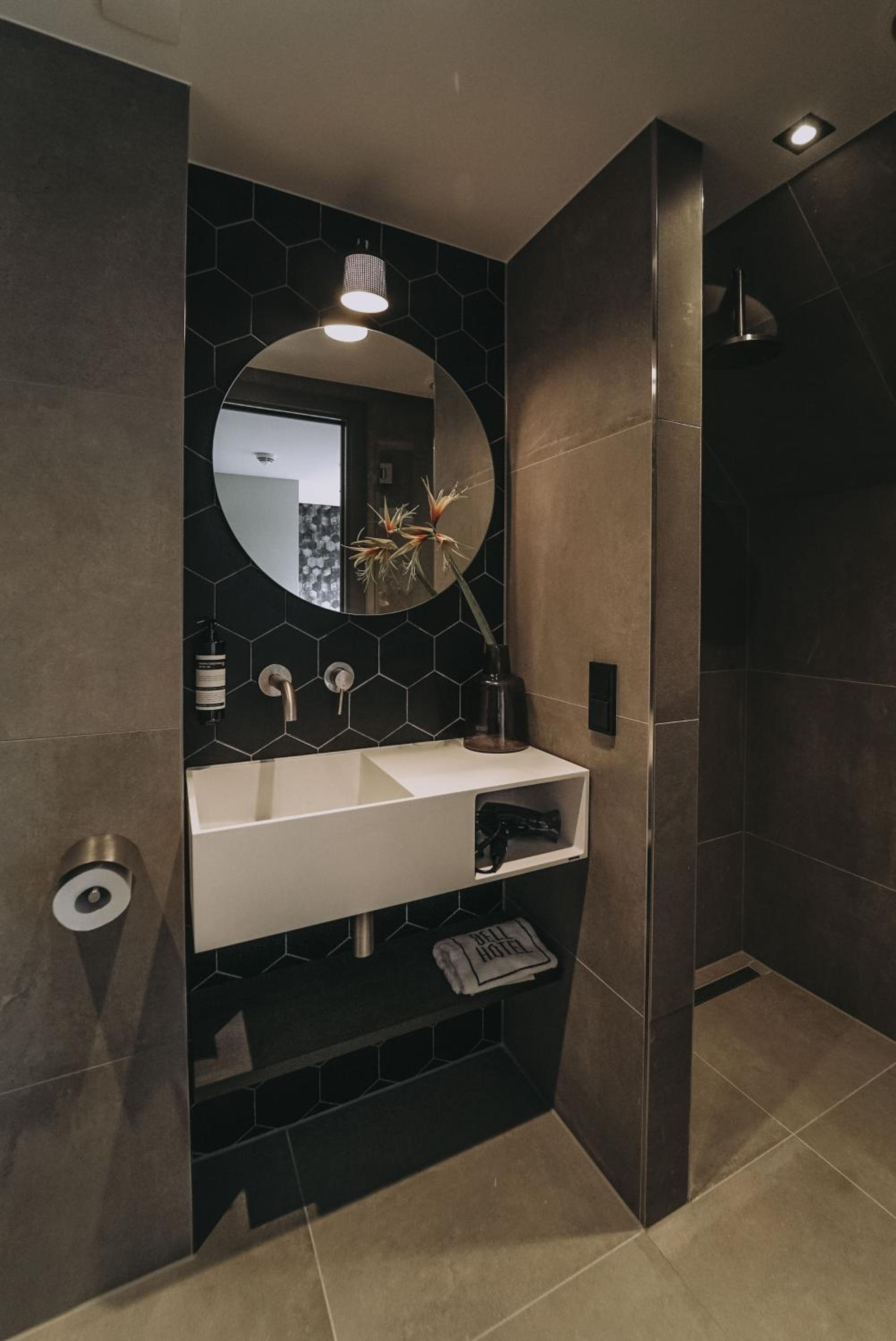 Budget Double Room - Photo 4