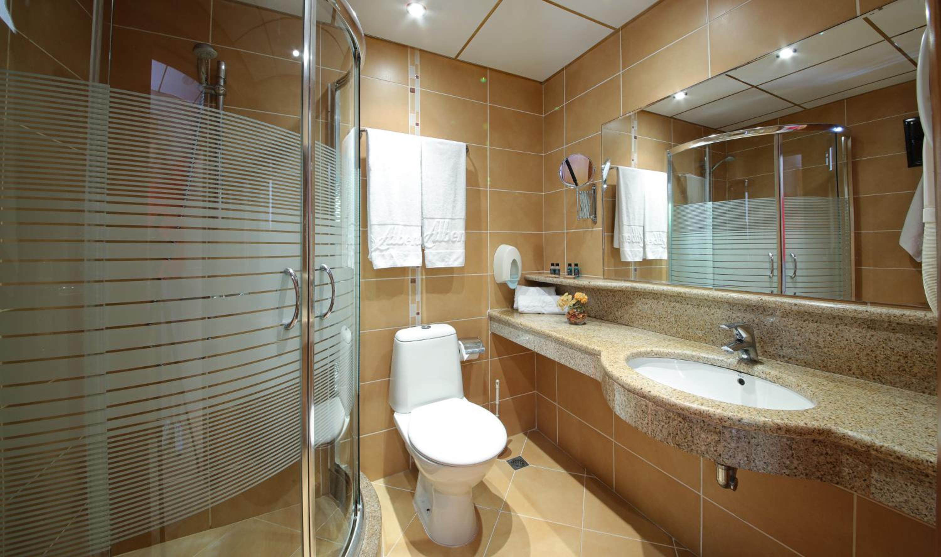 Double Room With Extra Bed photo 3