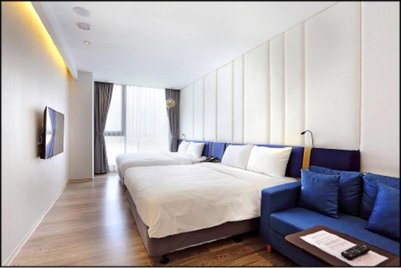 Standard Quadruple Room
