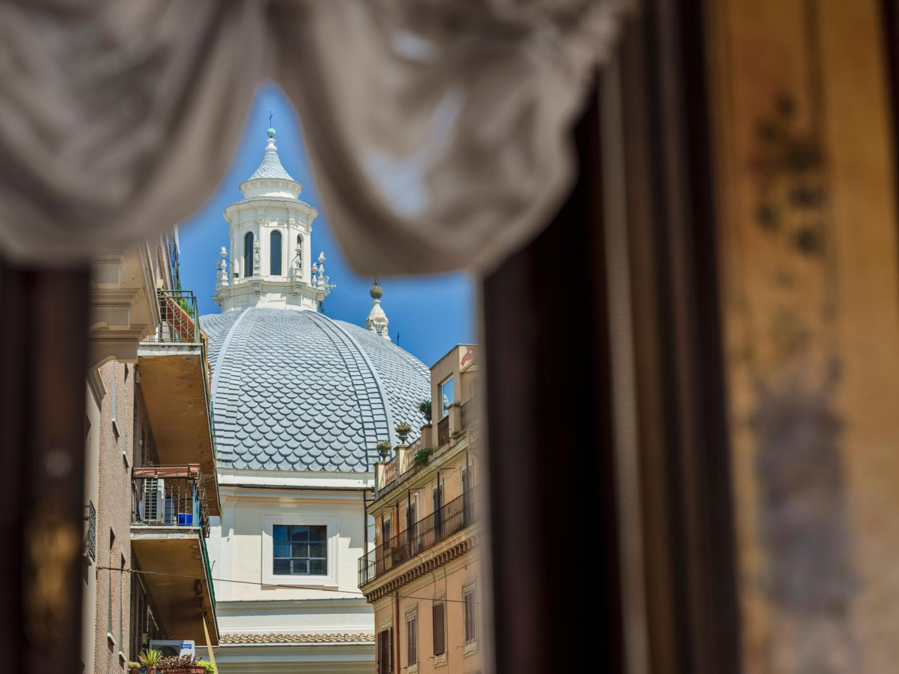 Prestige Deluxe Room with Balcony Matilde Di Canossa thumbnail 6