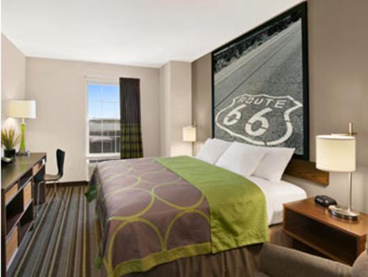 Queen Room - Non-Smoking - Photo 1